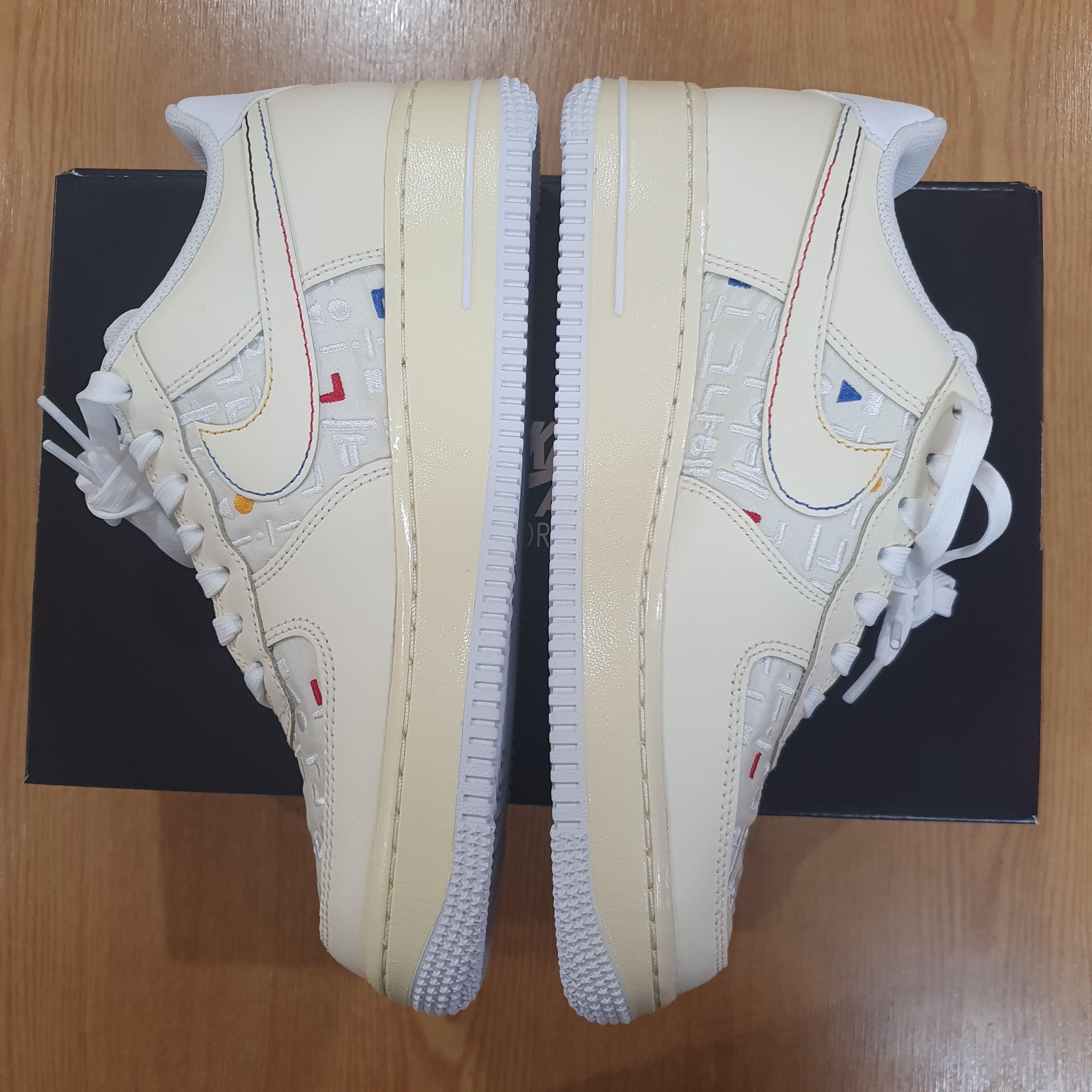 (W) Nike Air Force 1 '07 LV8 Hangul Day 착용 스타일 - 3