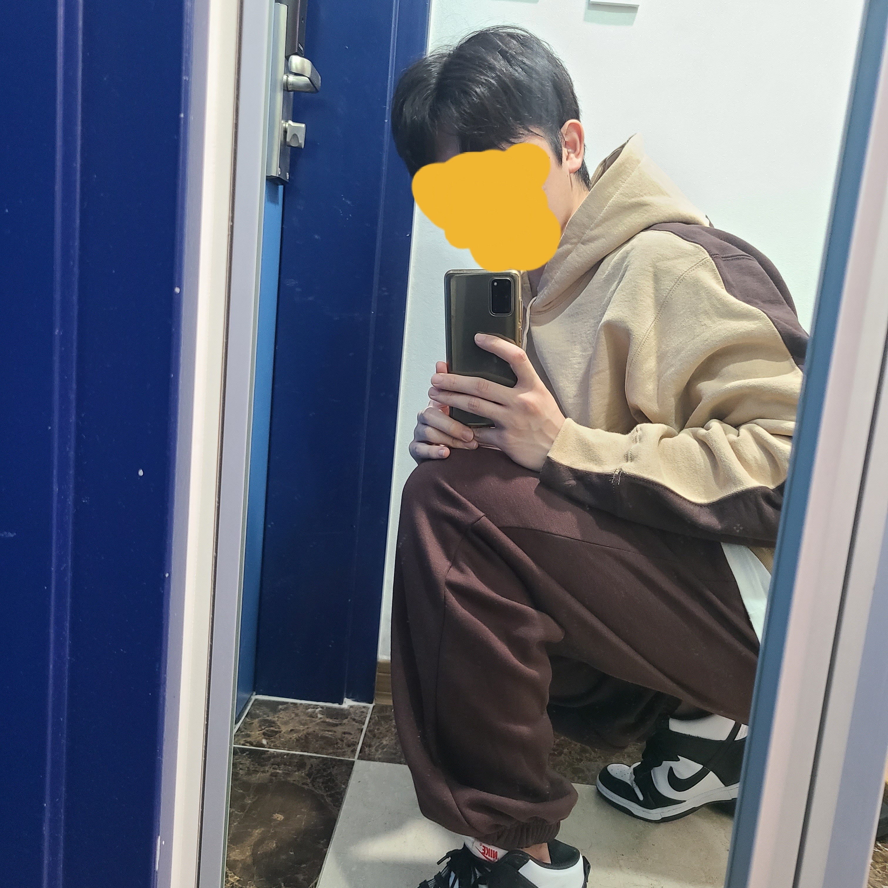 Supreme S Logo Split Hooded Sweatshirt Tan - 21FW 착용 스타일 - 1