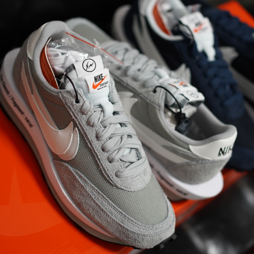 Nike x Sacai x Fragment LDWaffle Light Smoke Grey 착용 스타일 - 2