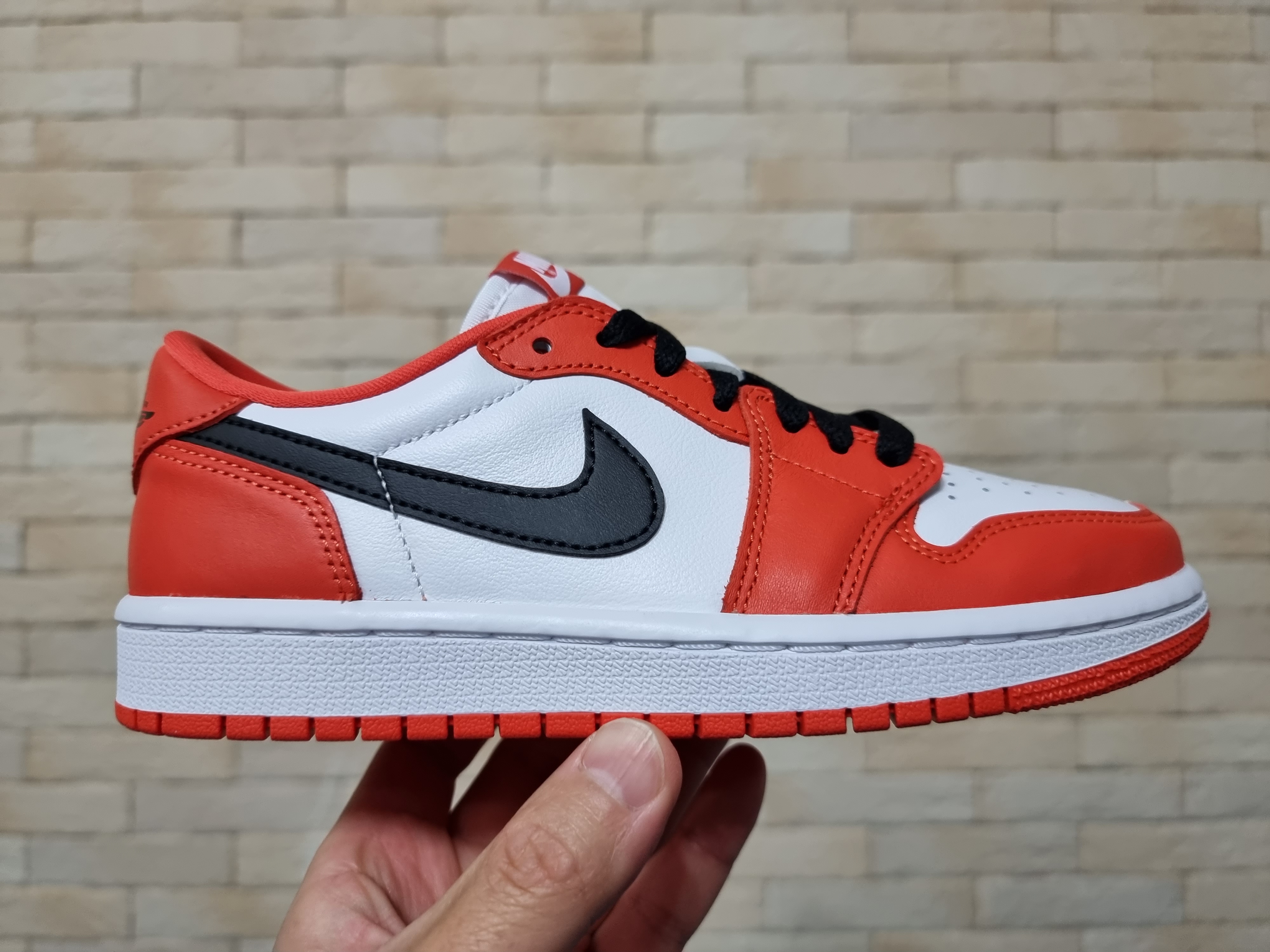 Jordan 1 Low OG Starfish, (W) Jordan 1 Low OG Starfish 착용 스타일 - 2