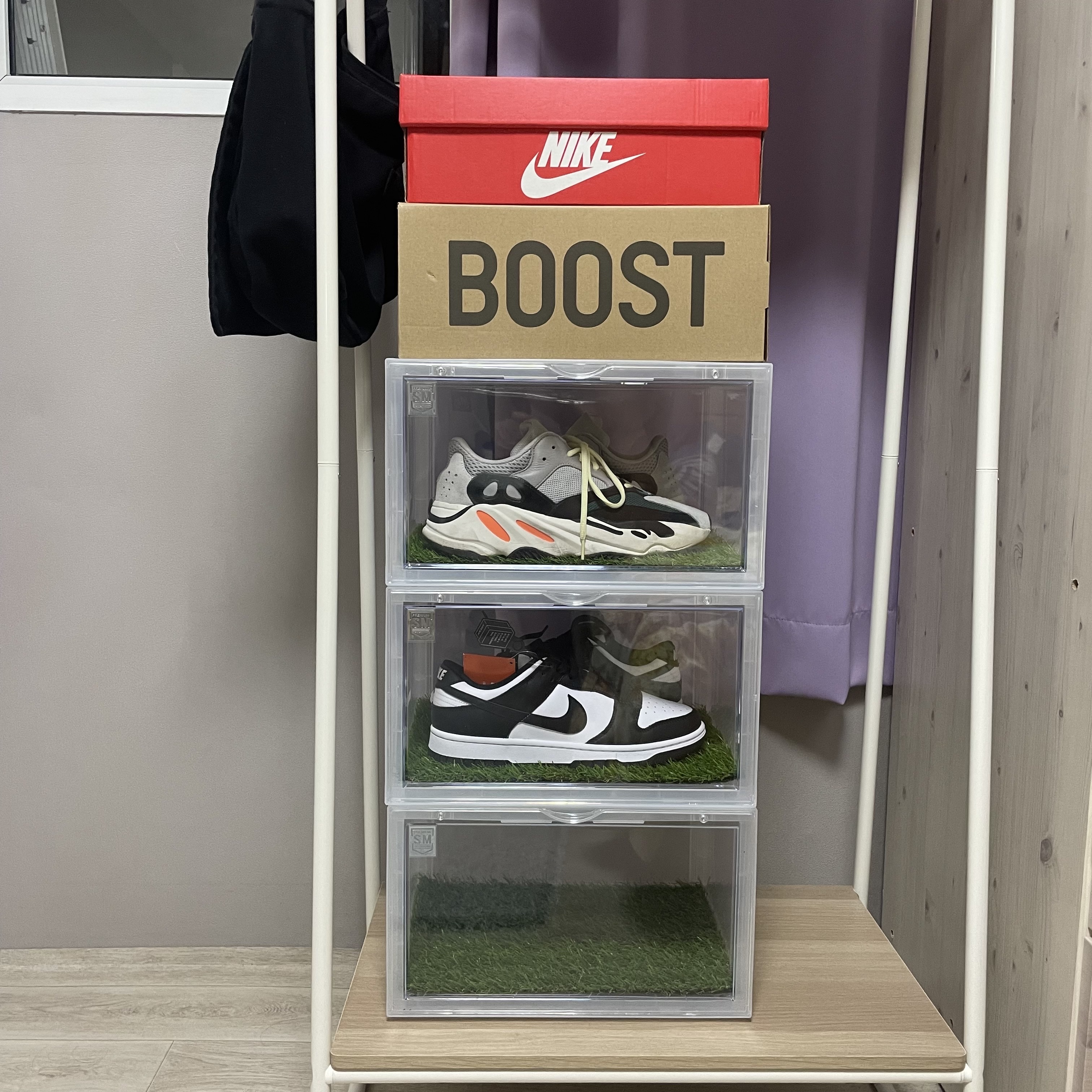 Nike Dunk Low Retro Black, Adidas Yeezy Boost 700 Wave Runner Solid Grey 2017/2019 착용 스타일 - 3