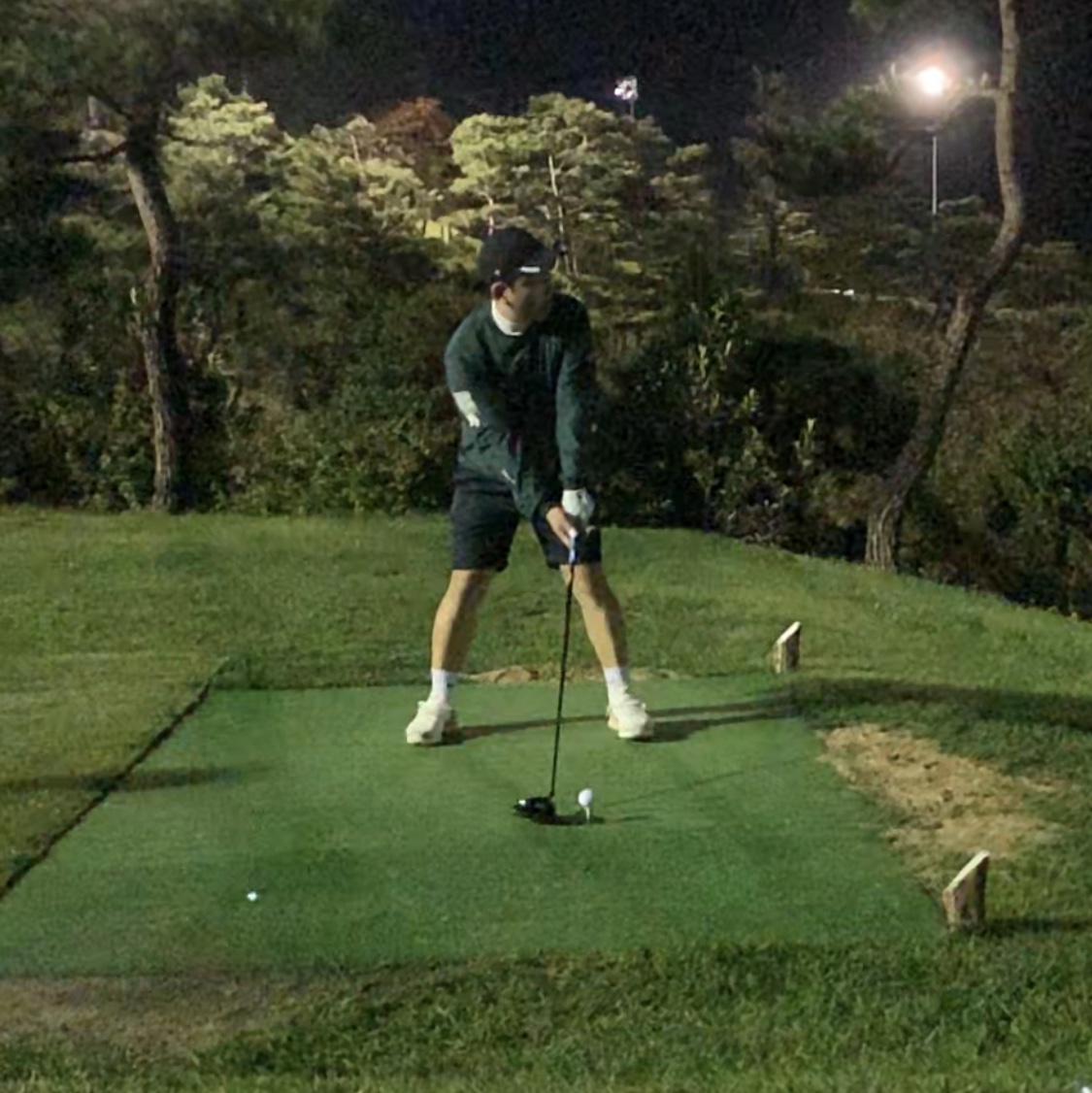 Nike x Drake Nocta Golf Crewneck Top Green - Asia, Nike Air Zoom Infinity Tour White Black Crimson Volt (Wide) 착용 스타일 - 3