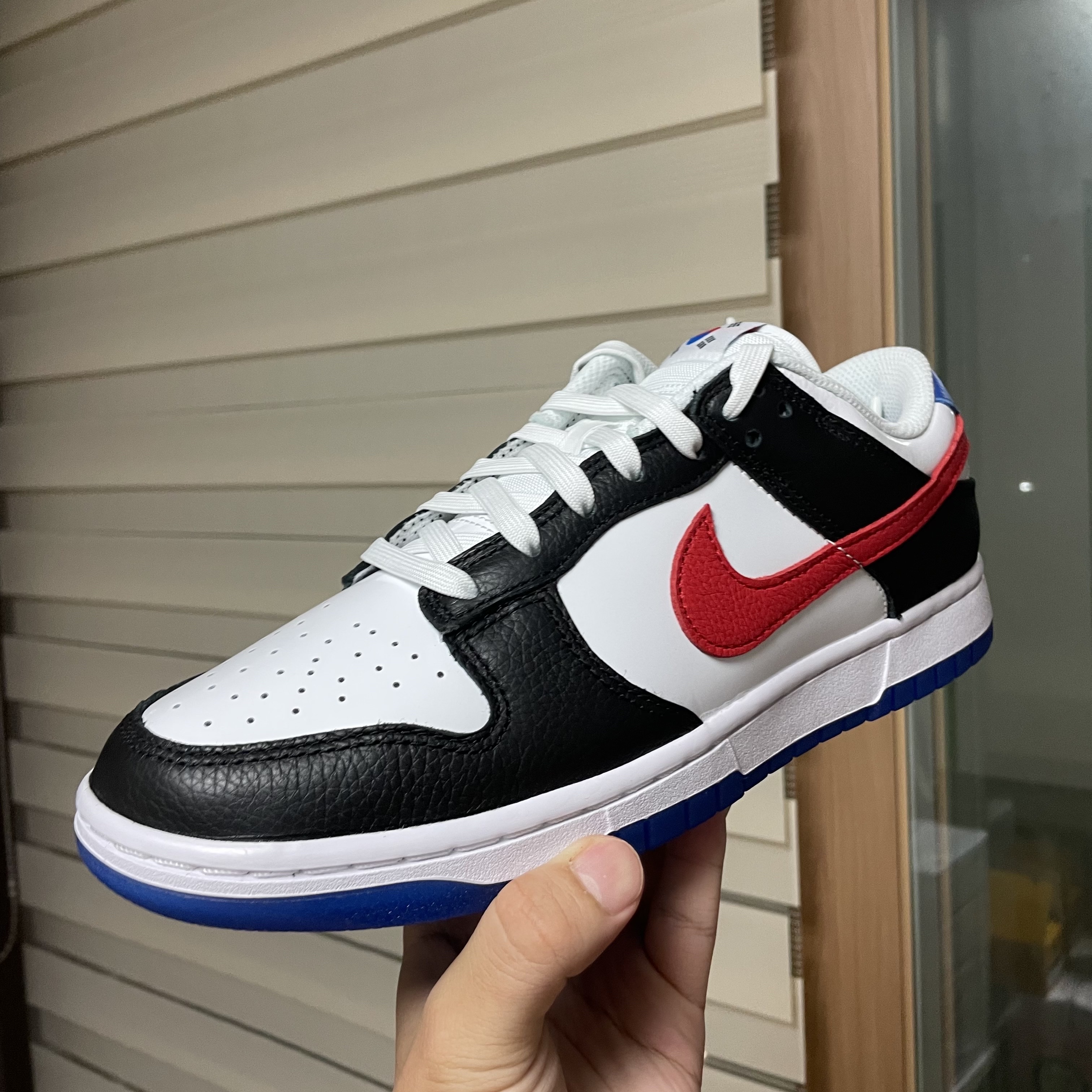 Nike Dunk Low SE Seoul 착용 스타일