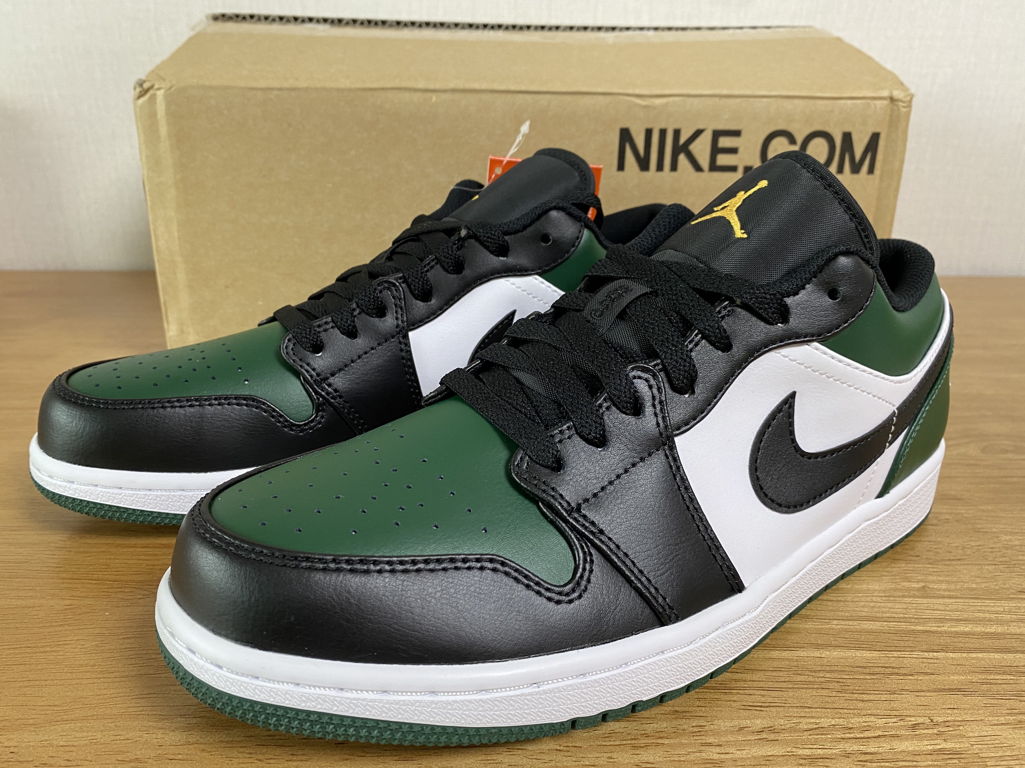 Jordan 1 Low Green Toe 착용 스타일 - 3