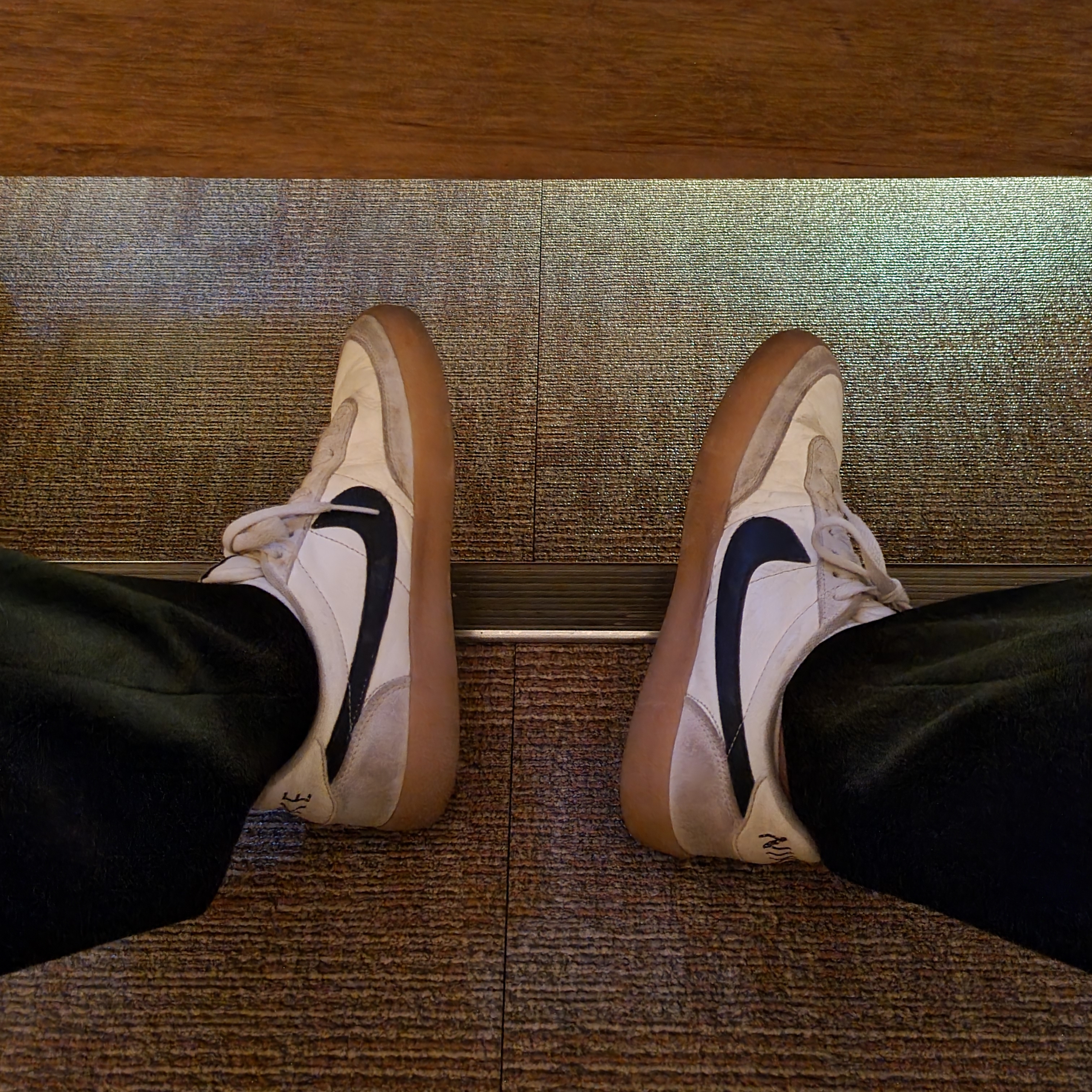 Nike x J.Crew Killshot 2 Sail Midnight Navy 착용 스타일