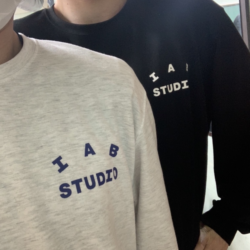 IAB Studio Long Sleeve Light Gray, IAB Studio Long Sleeve Black 착용 스타일
