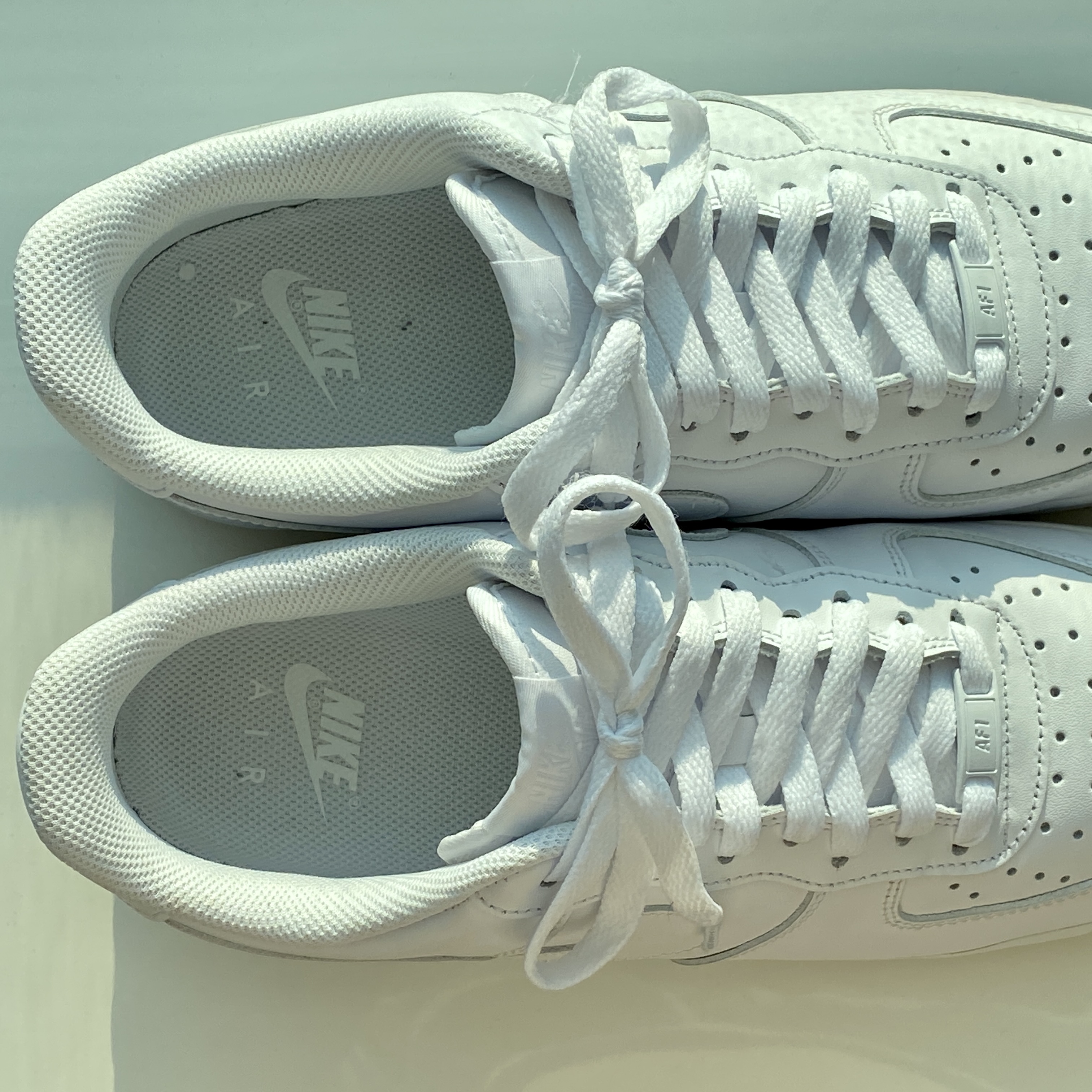 Nike Air Force 1 '07 White Gum Light Brown 착용 스타일 - 3