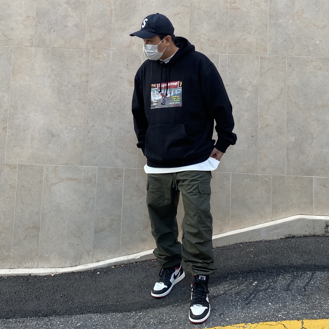 Jordan 1 Retro High Not for Resale Varsity Red, Supreme x Thrasher Hooded Sweatshirt Black - 21FW 착용 스타일 - 2