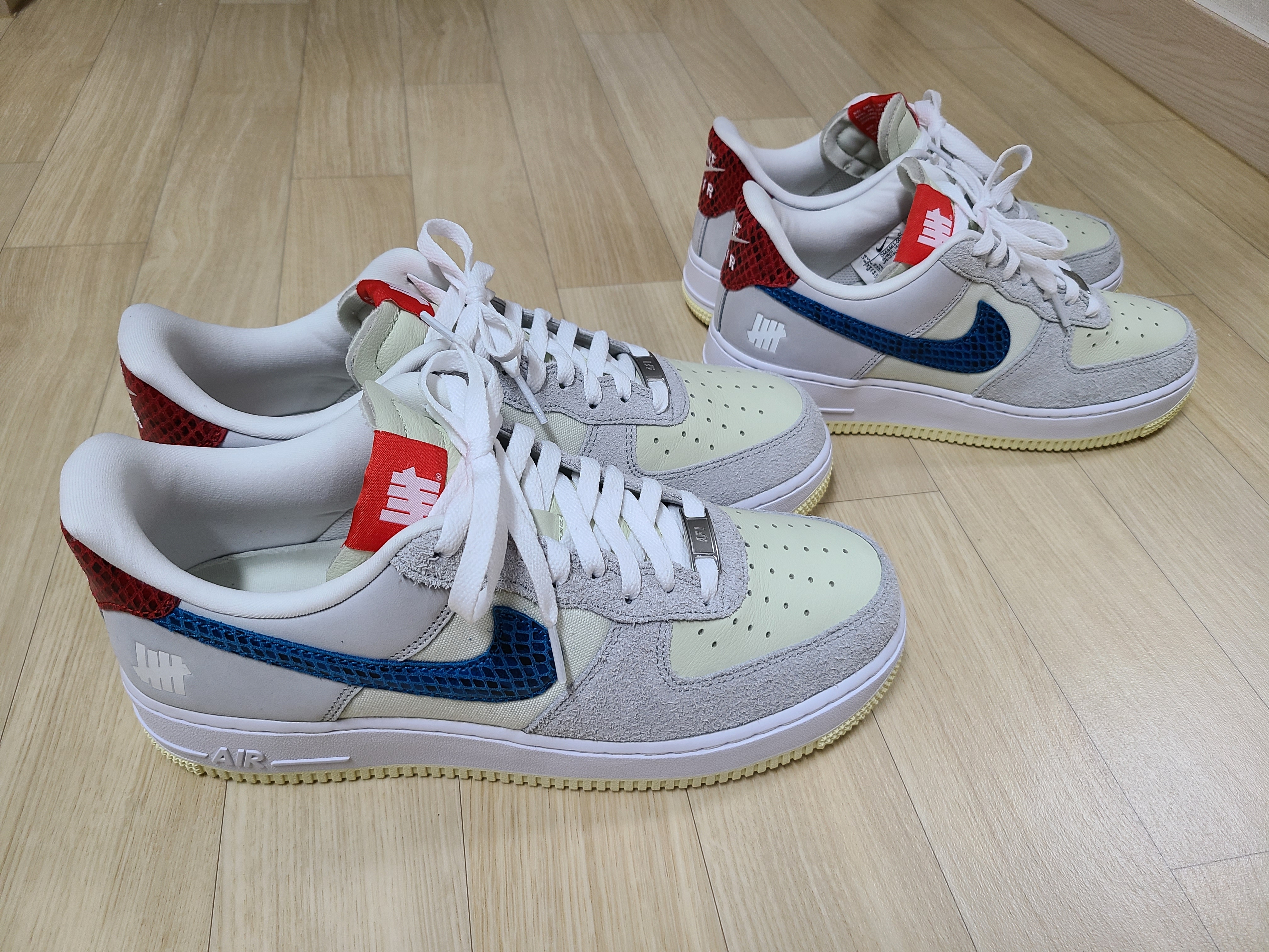 Nike x Undefeated Air Force 1 Low SP 5 On It 착용 스타일 - 1