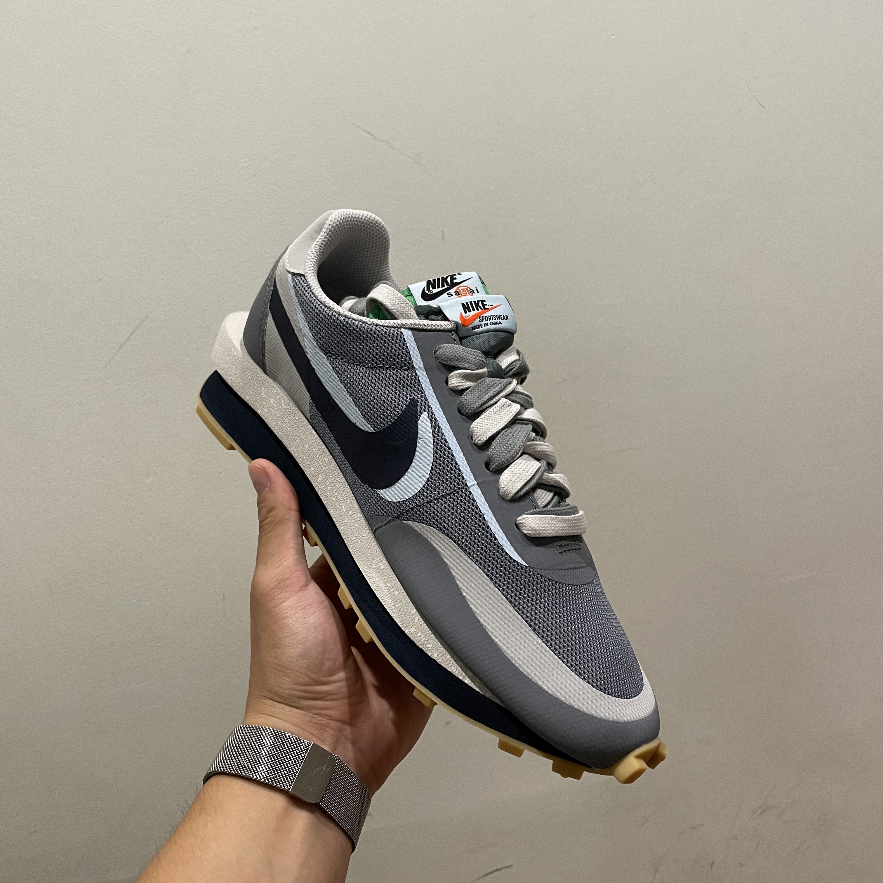 Nike x Sacai x Clot LDWaffle Cool Grey 착용 스타일 - 1