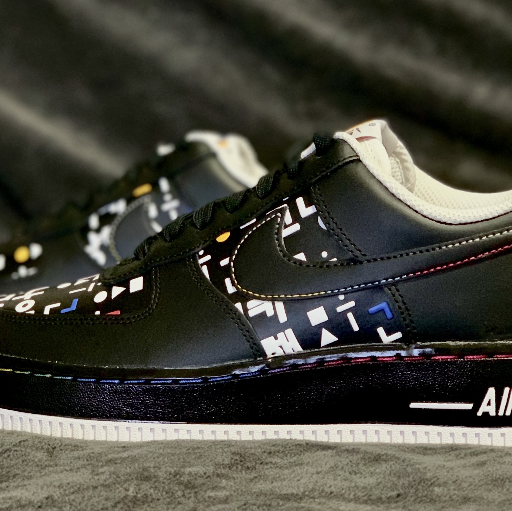 Nike Air Force 1 '07 LV8 Hangul Day 착용 스타일 - 3