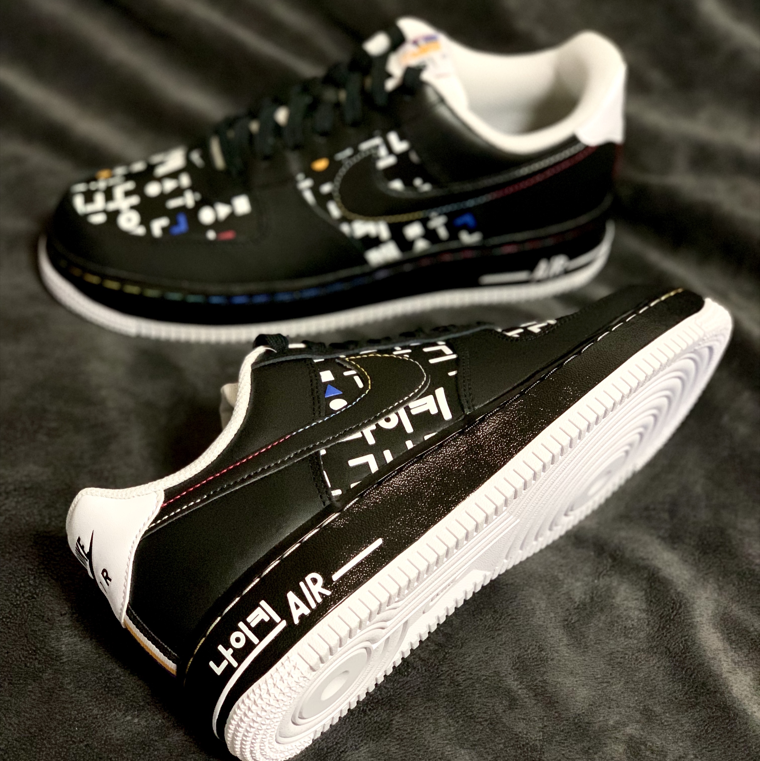 Nike Air Force 1 '07 LV8 Hangul Day 착용 스타일 - 1
