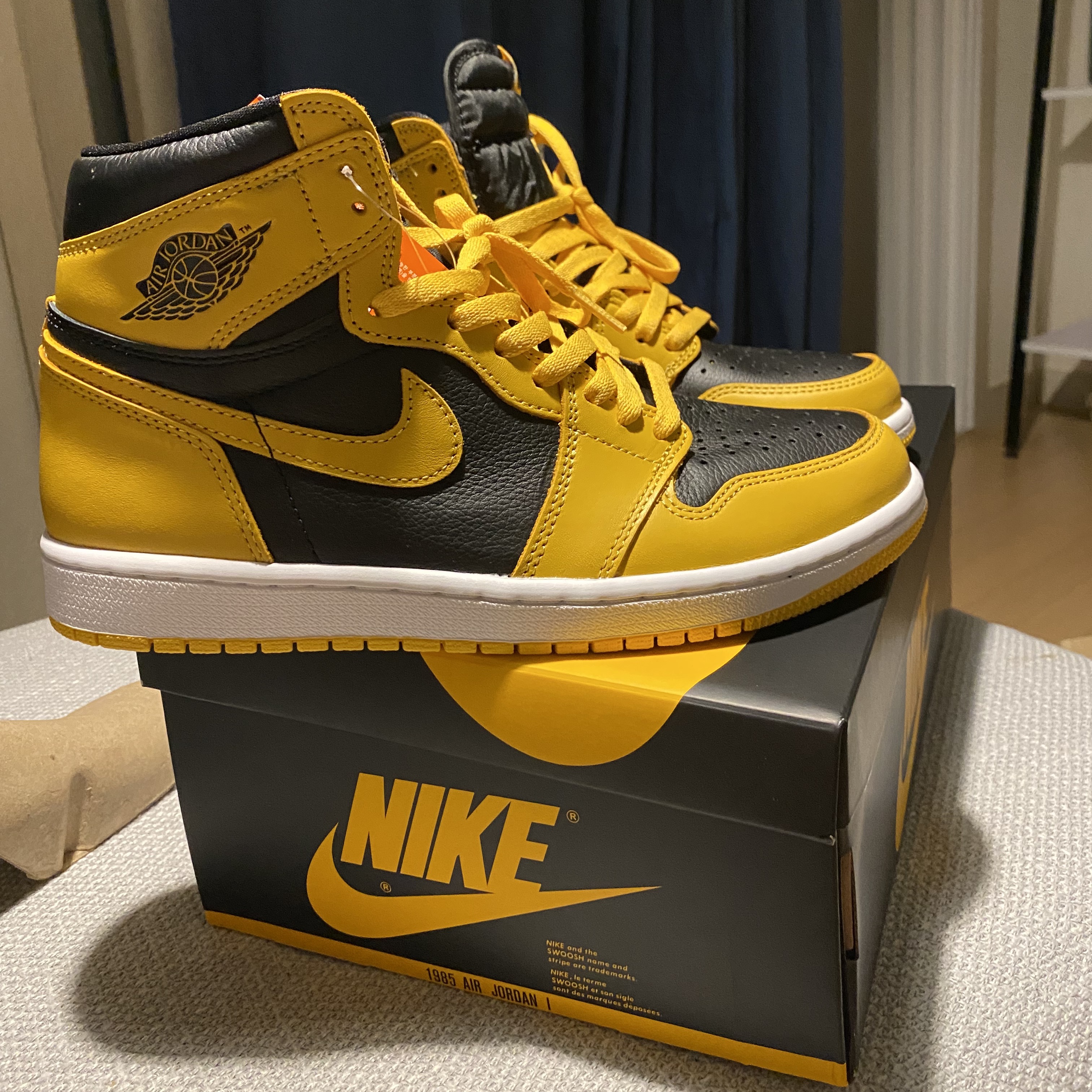 Jordan 1 Retro High OG Pollen 착용 스타일