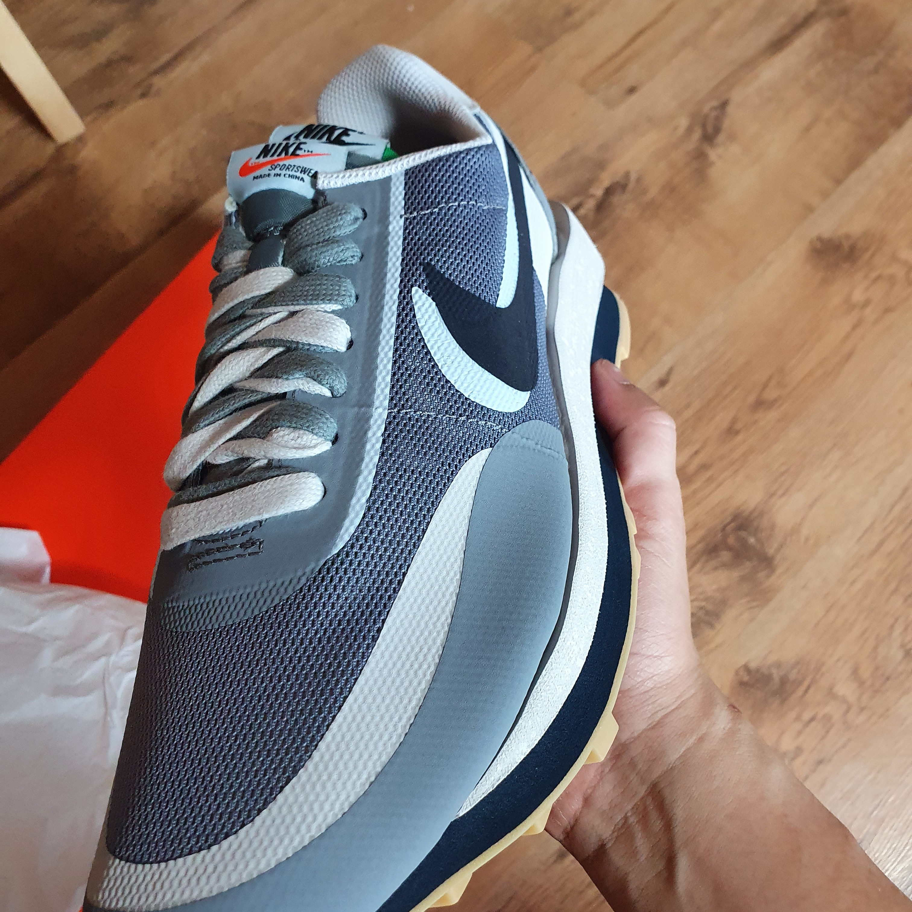 Nike x Sacai x Clot LDWaffle Cool Grey 착용 스타일 - 1