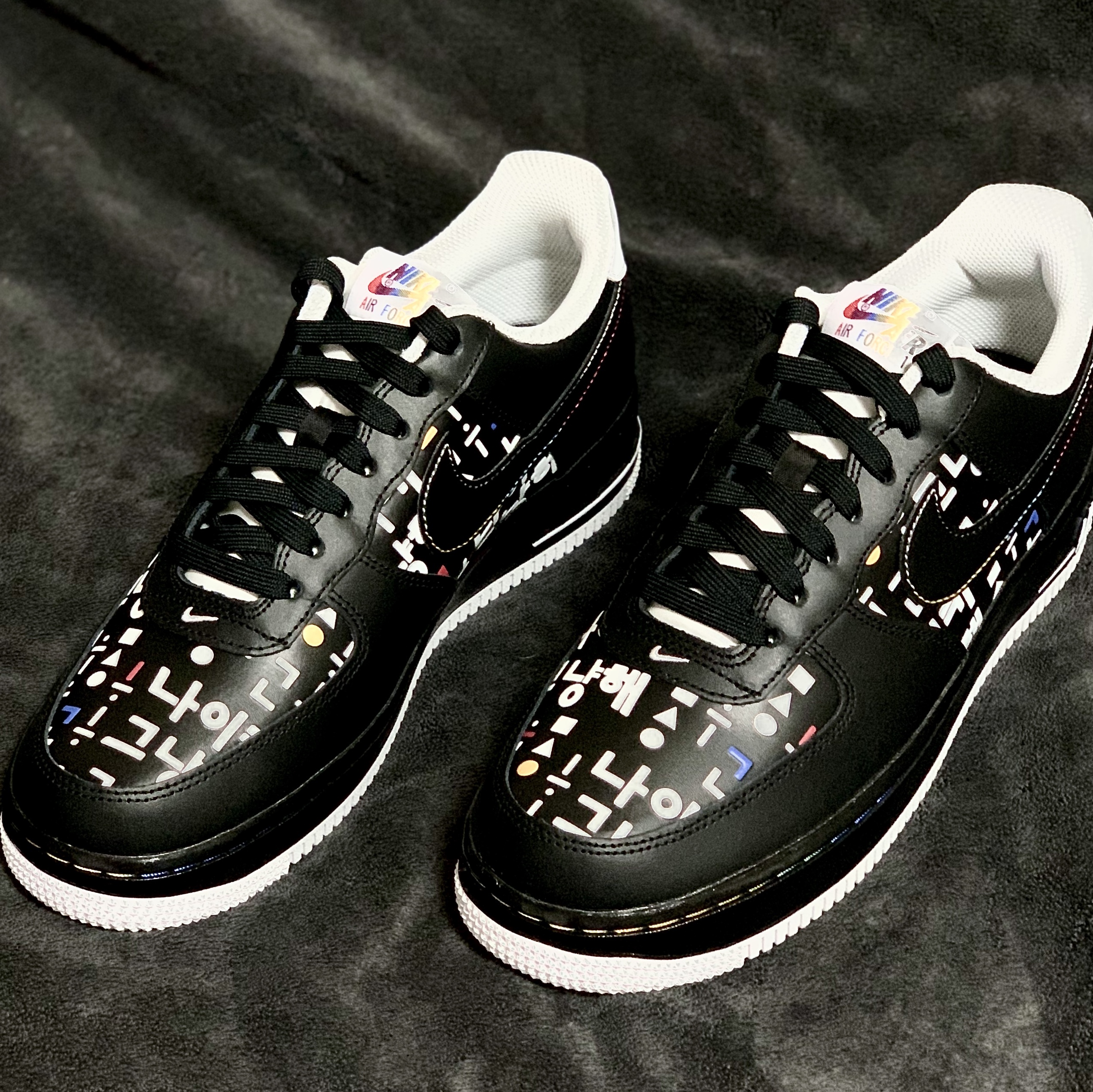 Nike Air Force 1 '07 LV8 Hangul Day 착용 스타일 - 4