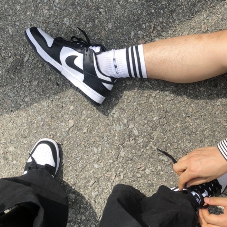 (GS) Nike Dunk Low Black 착용 스타일