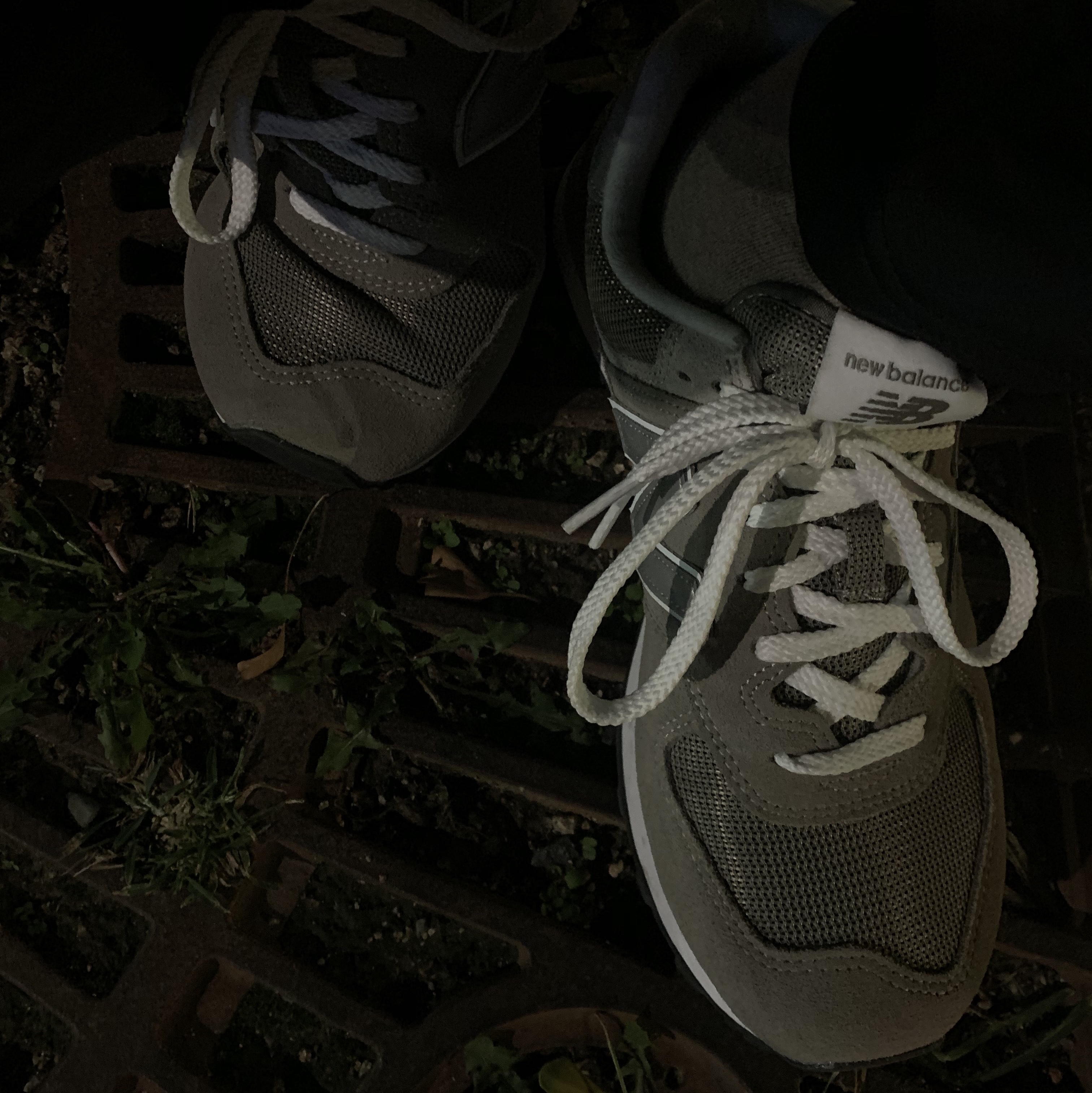 New Balance 574 Grey - D Standard 착용 스타일 - 3