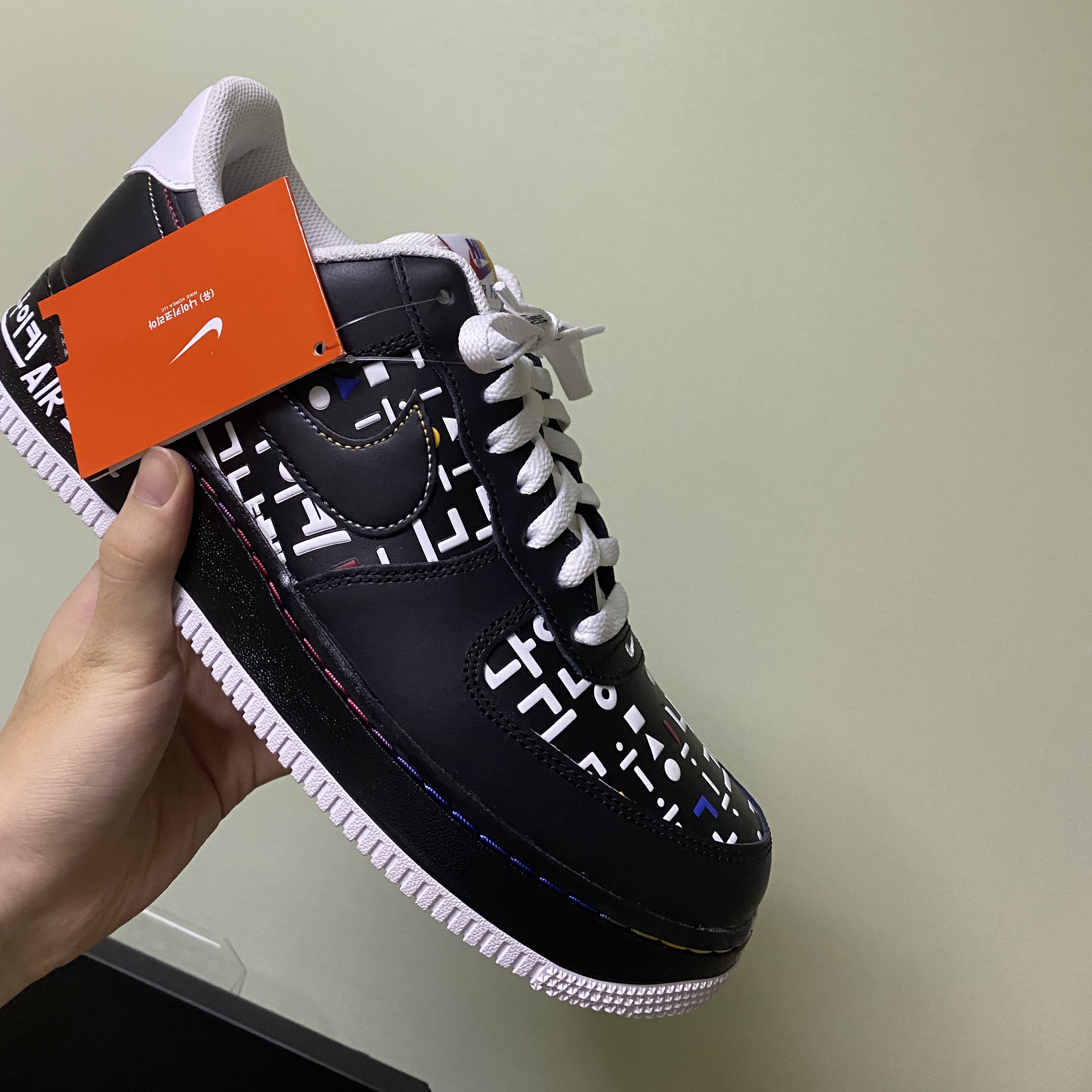 Nike Air Force 1 '07 LV8 Hangul Day 착용 스타일
