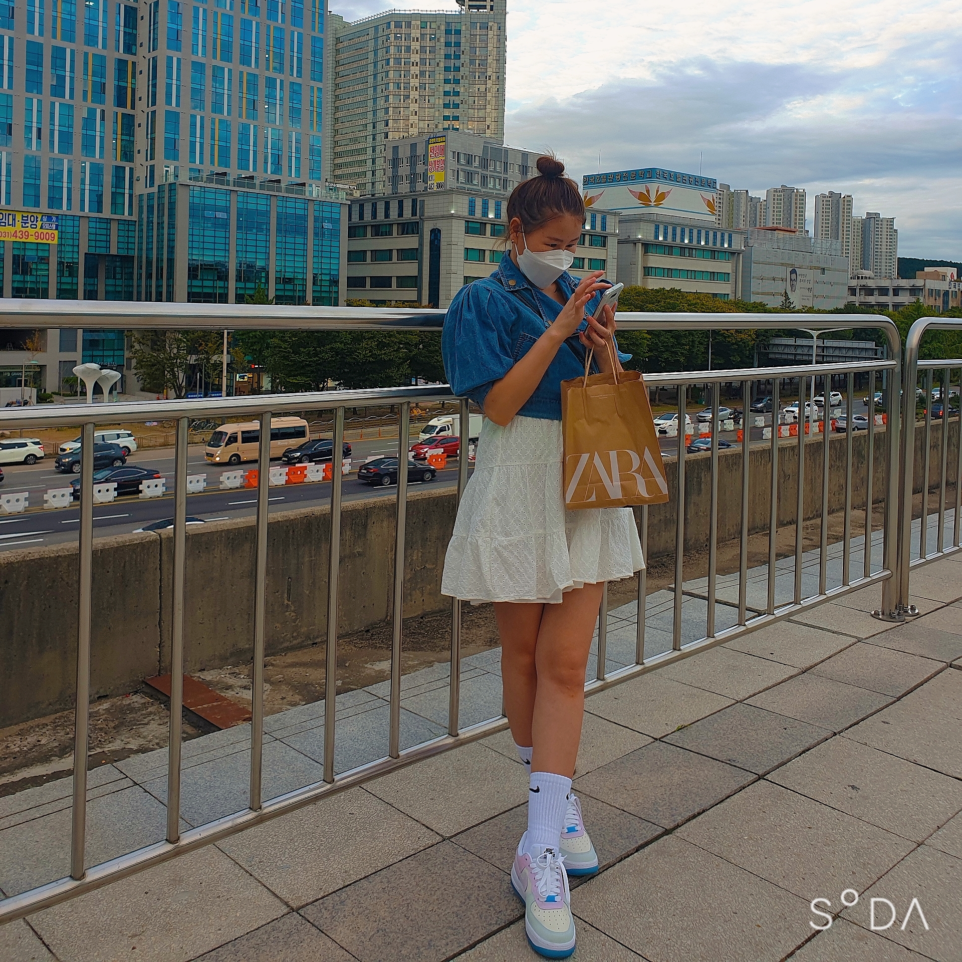 (W) Nike Air Force 1 '07 LX Photochromic 착용 스타일