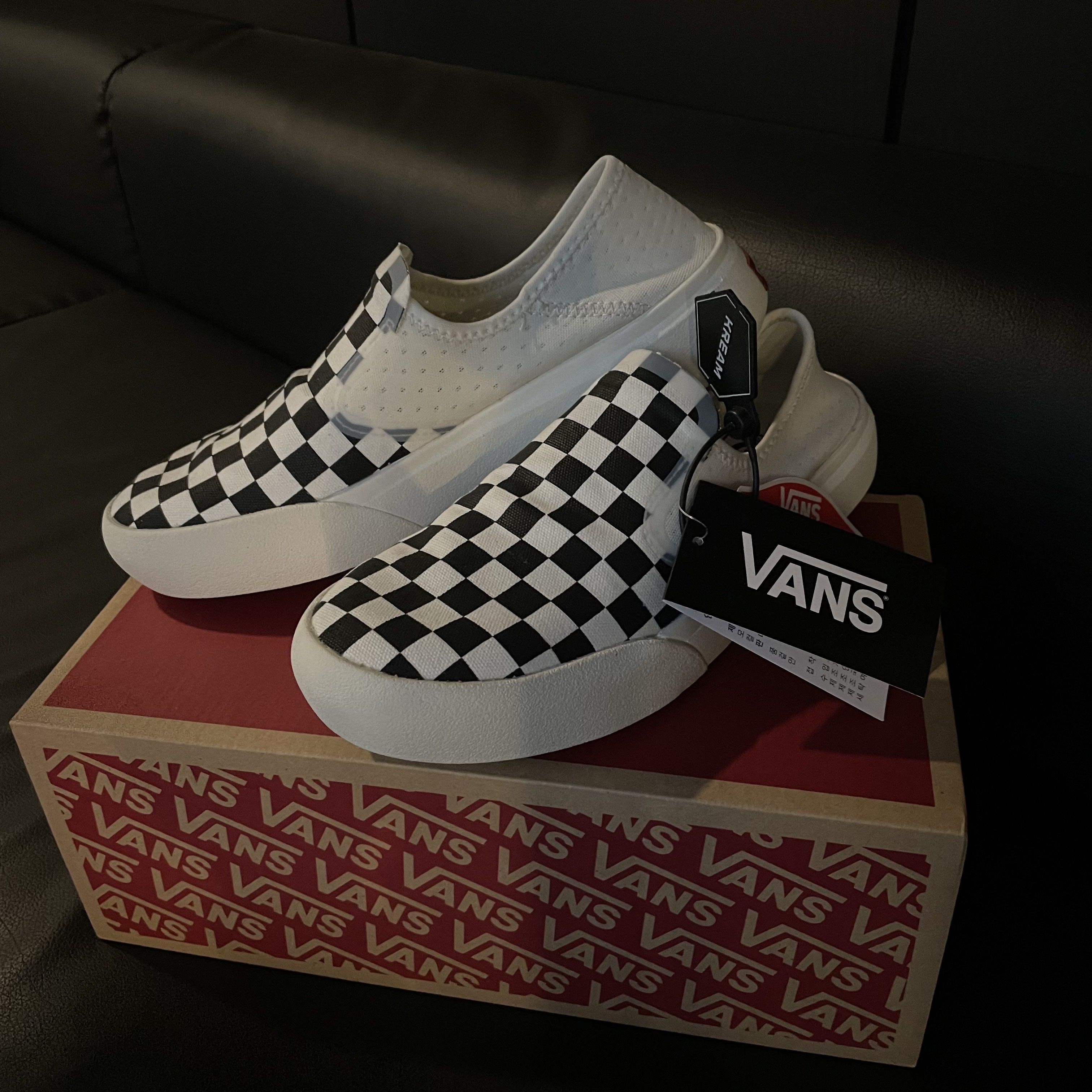 Vans Checkerboard Comfycush One Marshmallow 착용 스타일
