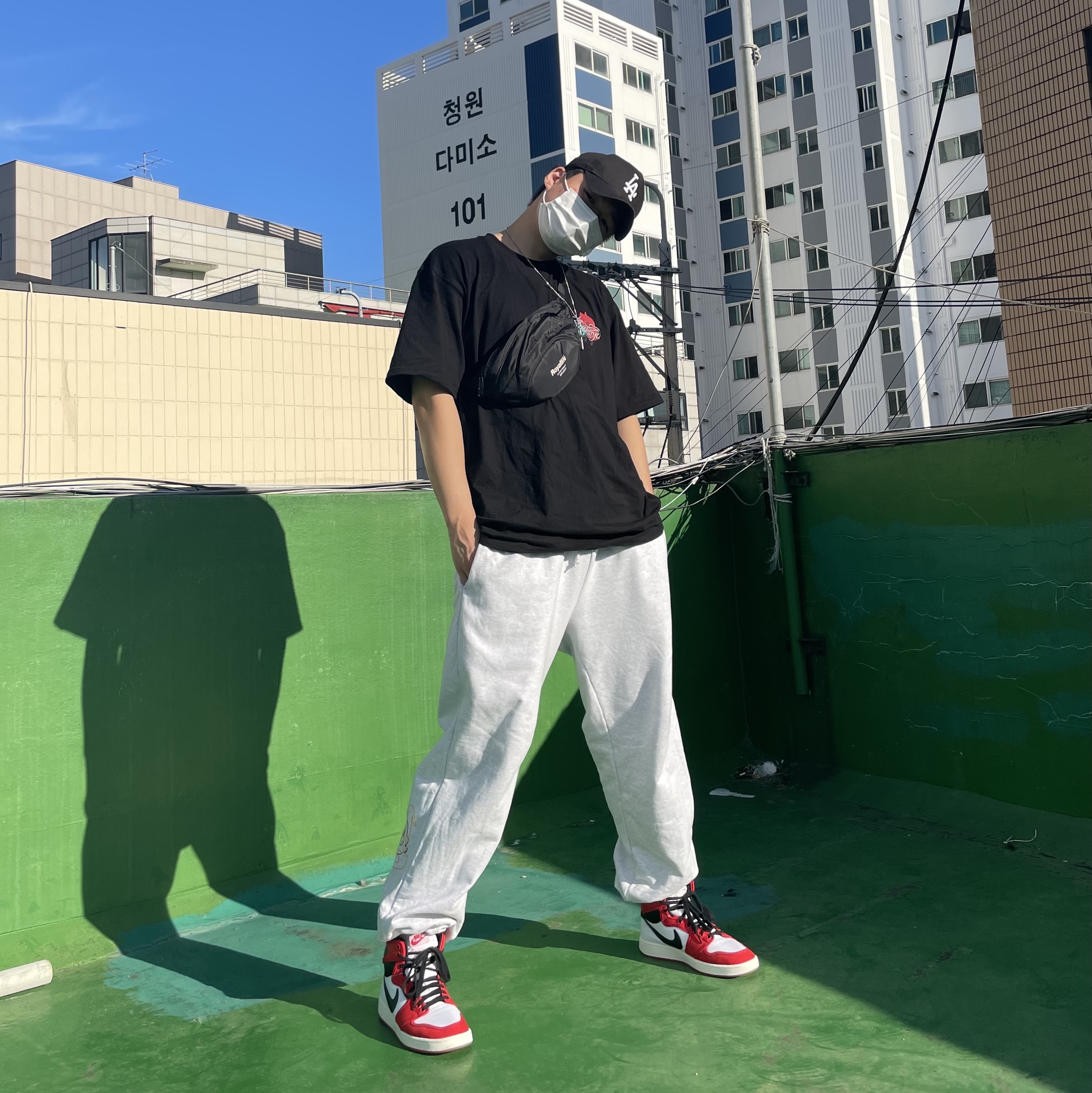Jordan 1 KO Chicago 2021 착용 스타일 - 1
