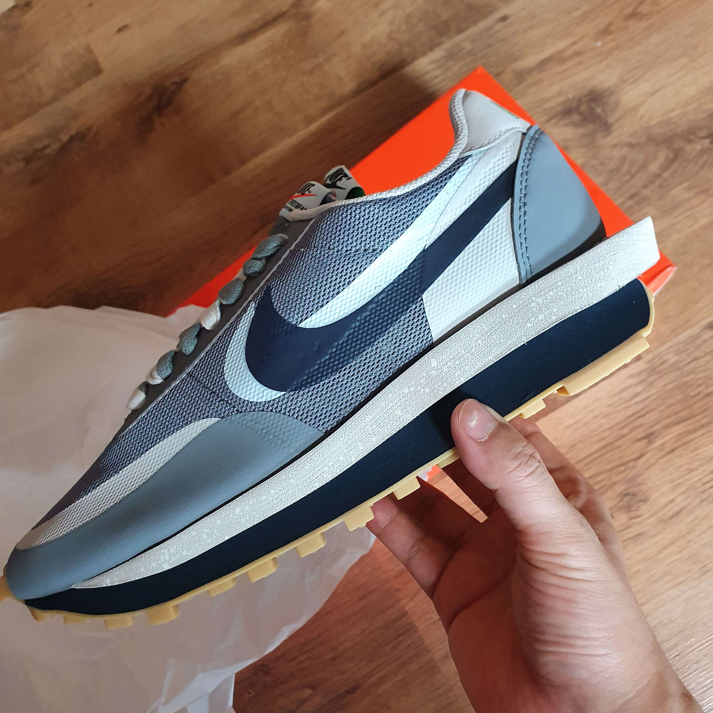 Nike x Sacai x Clot LDWaffle Cool Grey 착용 스타일 - 2