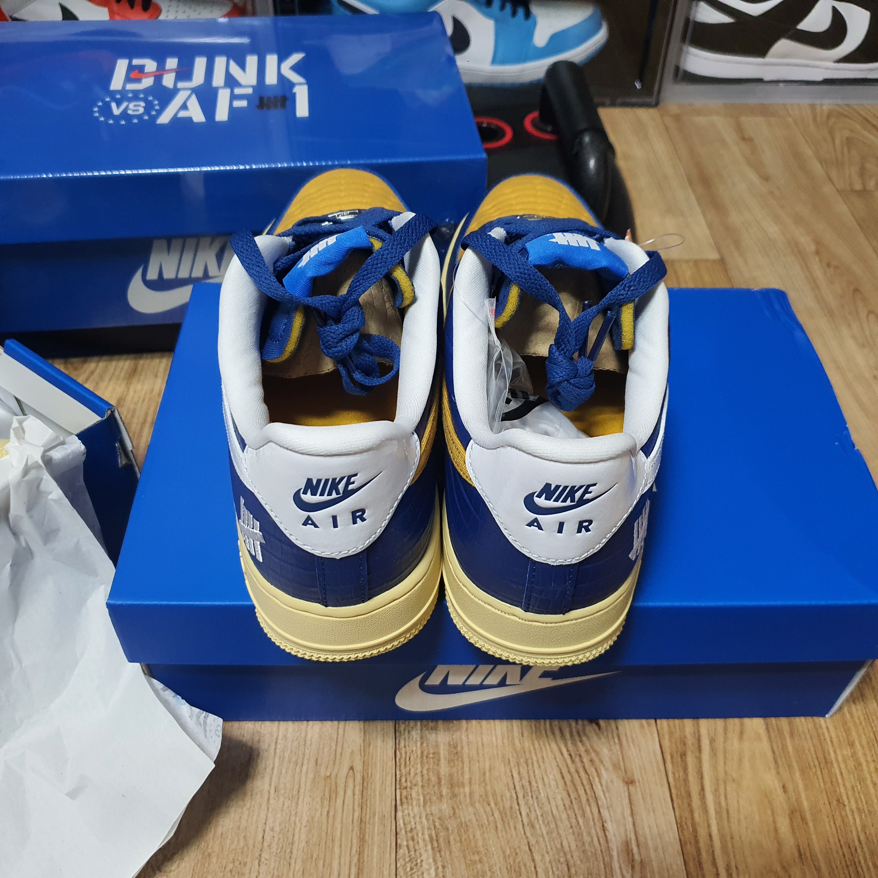 Nike x Undefeated Air Force 1 Low SP 5 On It Court Blue 착용 스타일 - 4