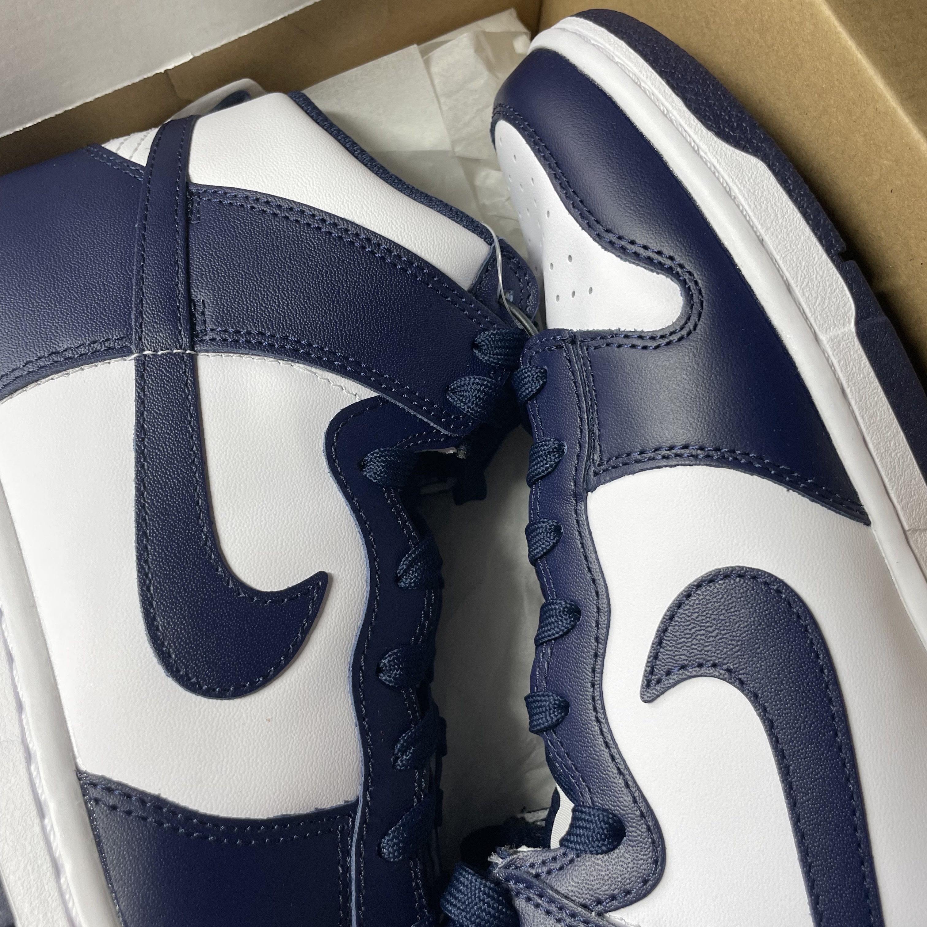 Nike Dunk High Retro Championship Navy 착용 스타일