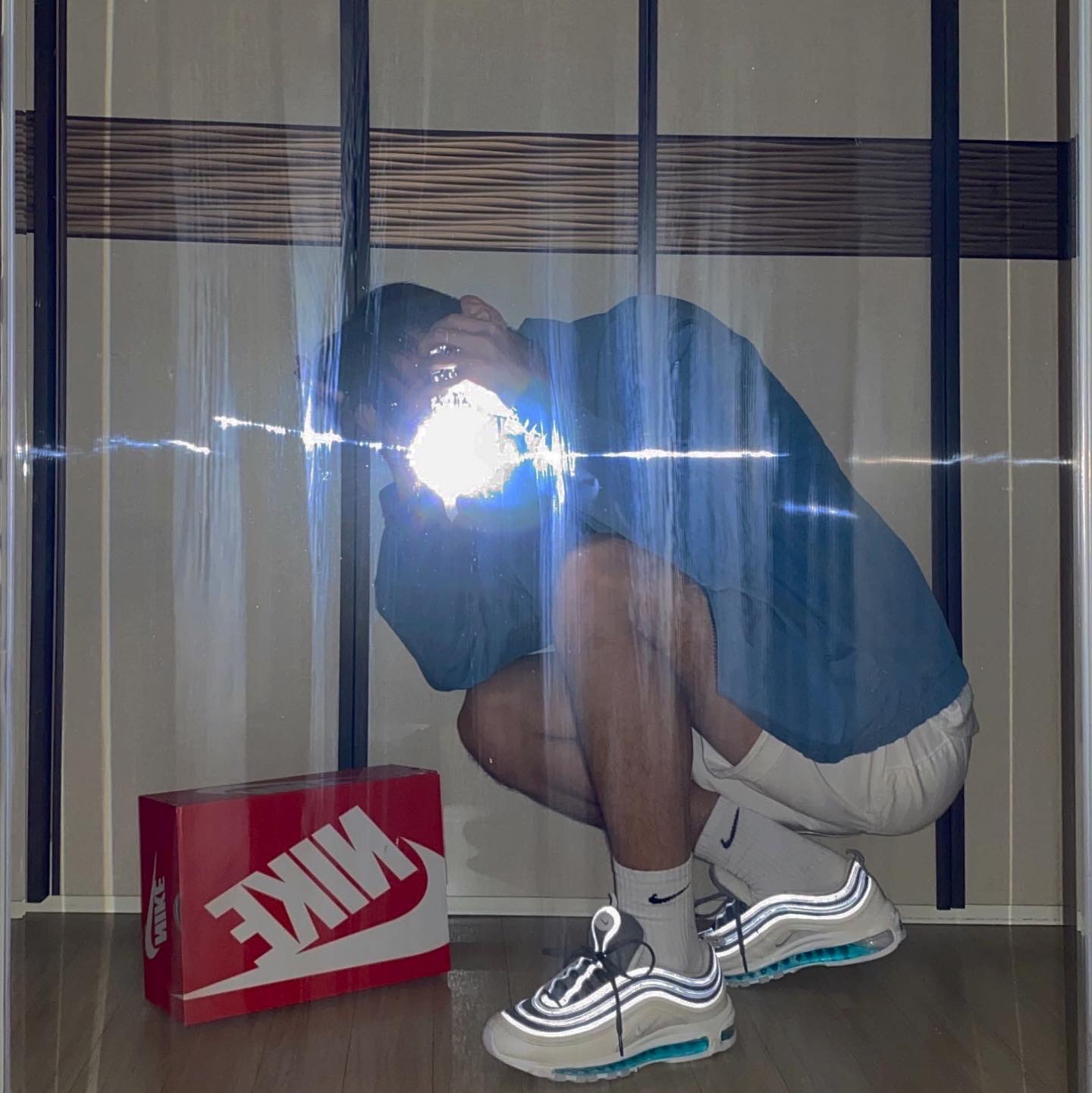 (W) Nike Air Max 97 White Pure Platinum 착용 스타일 - 1