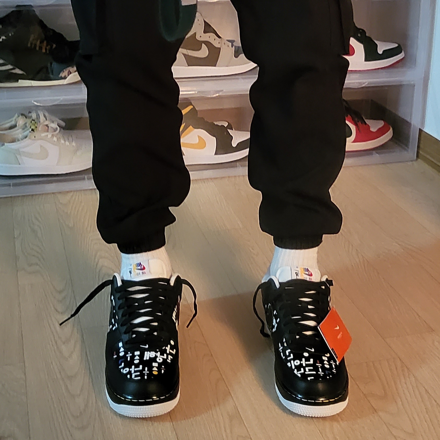 Nike Air Force 1 '07 LV8 Hangul Day 착용 스타일 - 3