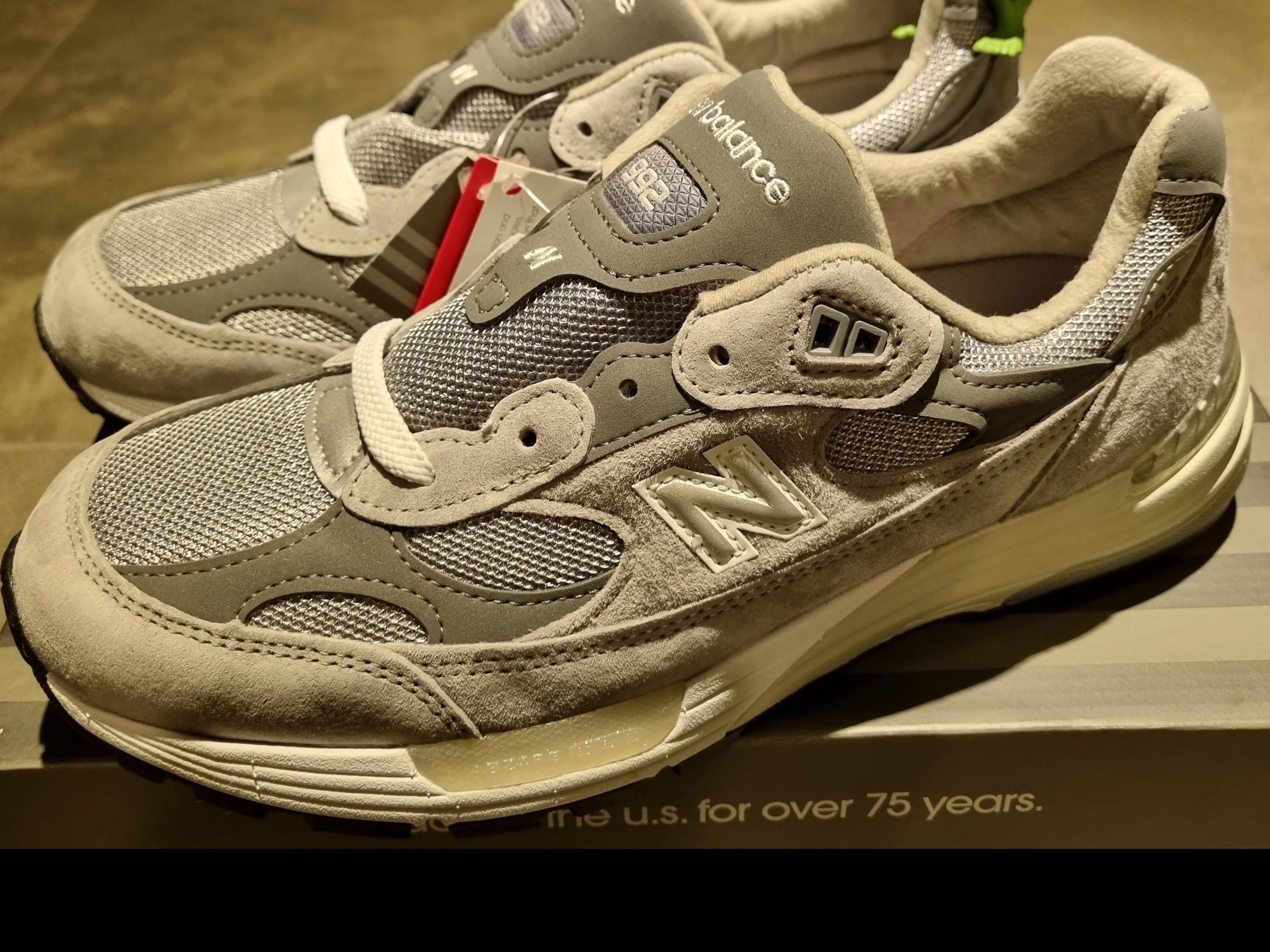 New Balance 992 Made in USA Grey - D Standard 착용 스타일 - 2