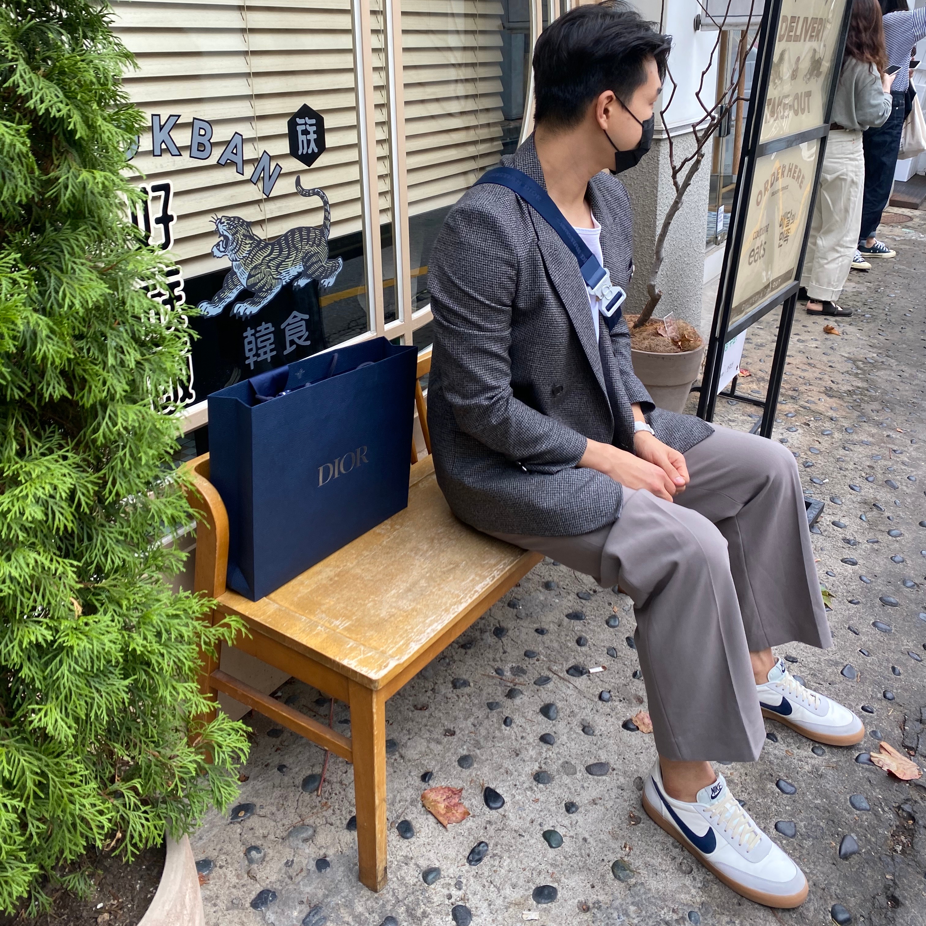 Nike x J.Crew Killshot 2 Sail Midnight Navy 착용 스타일