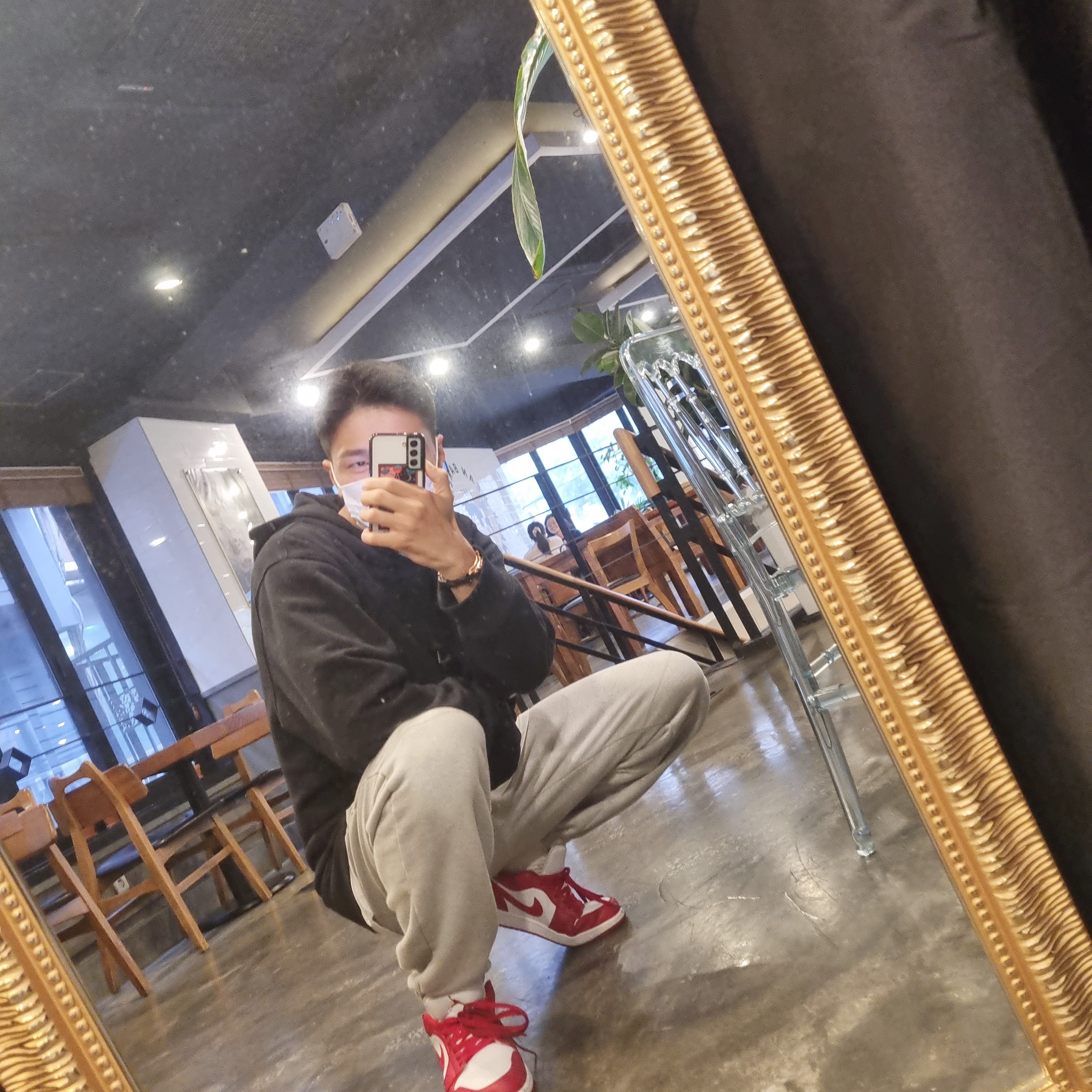 Jordan 1 Low Gym Red White 착용 스타일 - 1