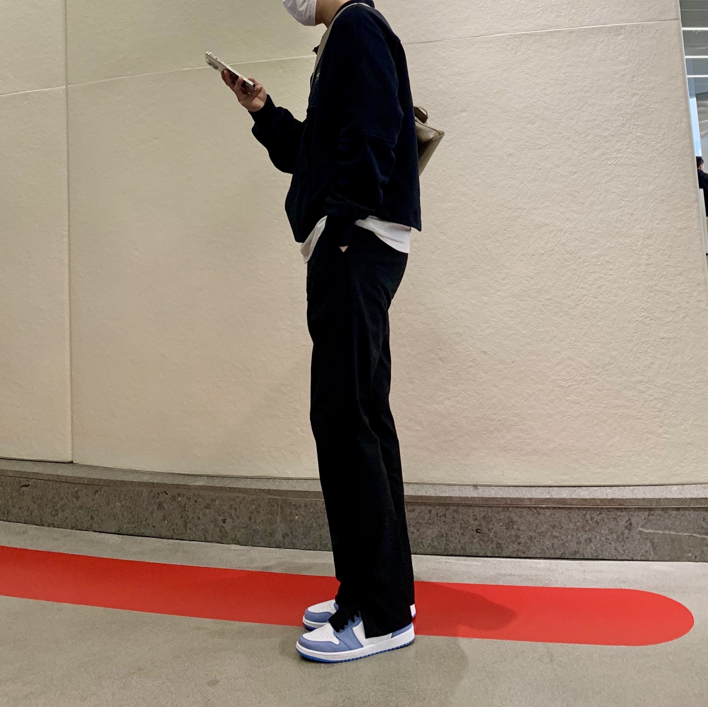 Jordan 1 Retro High OG University Blue 착용 스타일