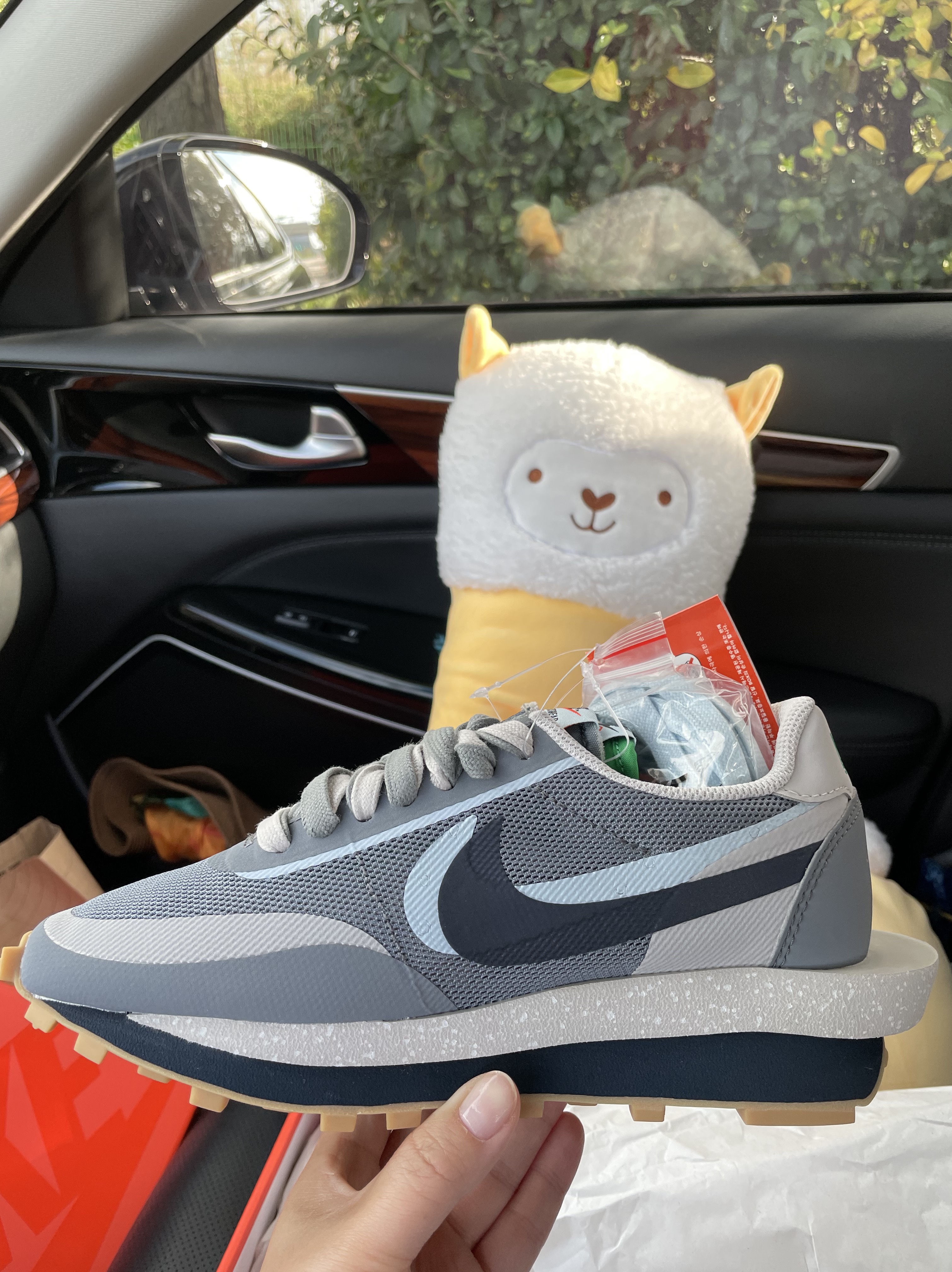 Nike x Sacai x Clot LDWaffle Cool Grey 착용 스타일 - 1