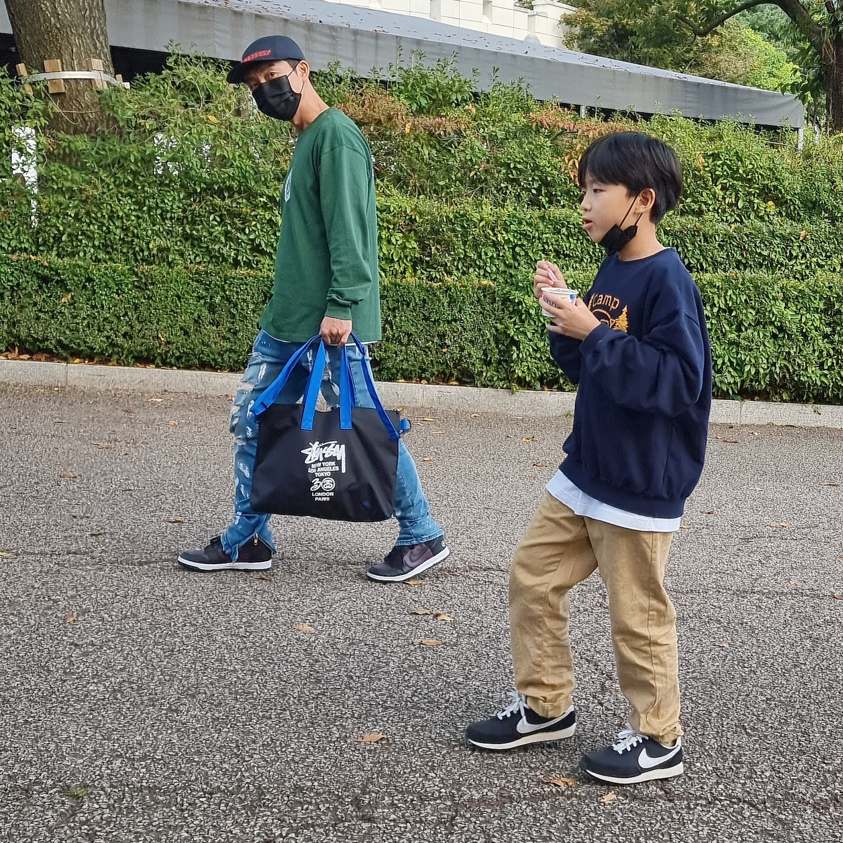 Nike x Fragment Dunk High Black, Nike x Stussy Big Swoosh LS T-Shirt Green - Asia 착용 스타일 - 1