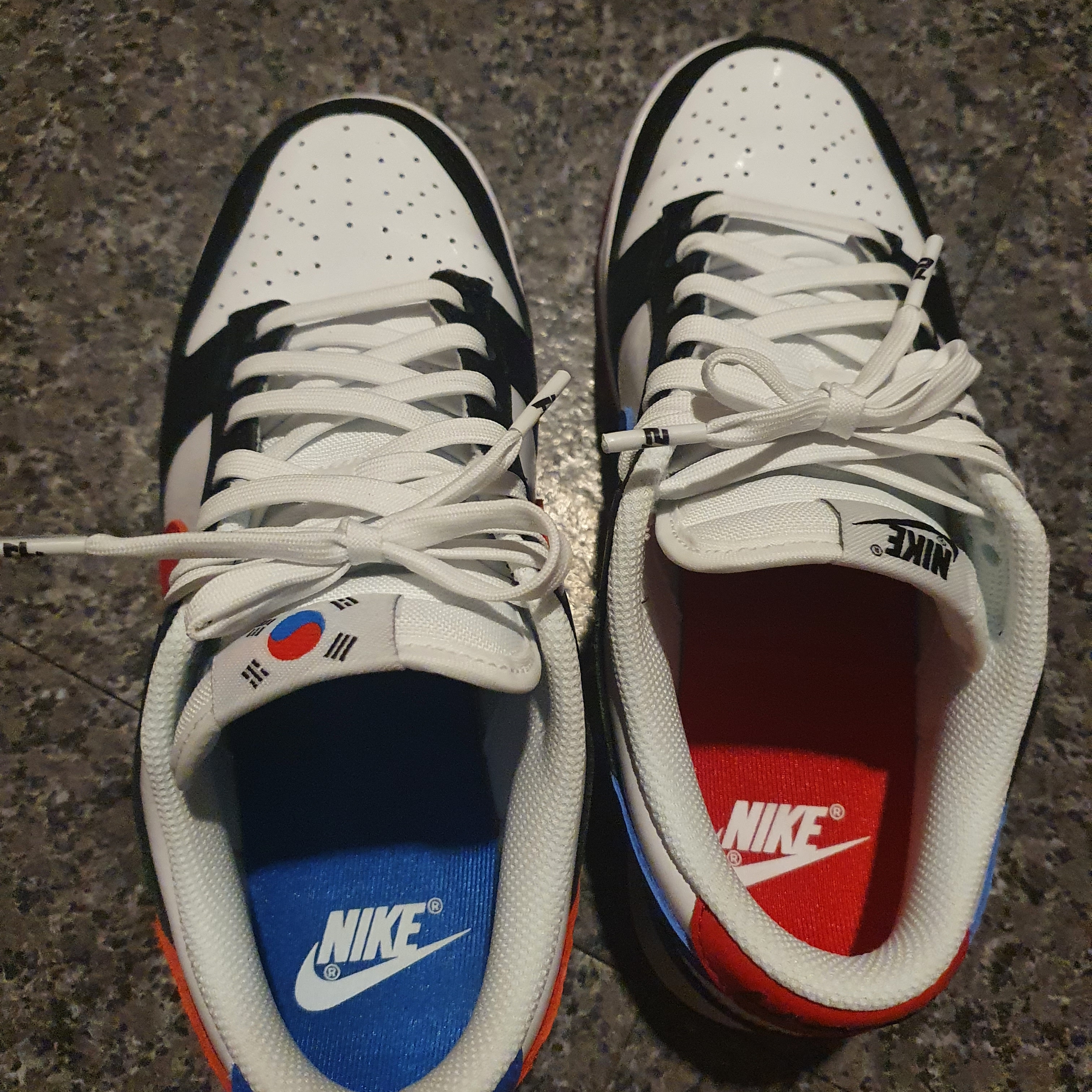 Nike Dunk Low SE Seoul 착용 스타일 - 2