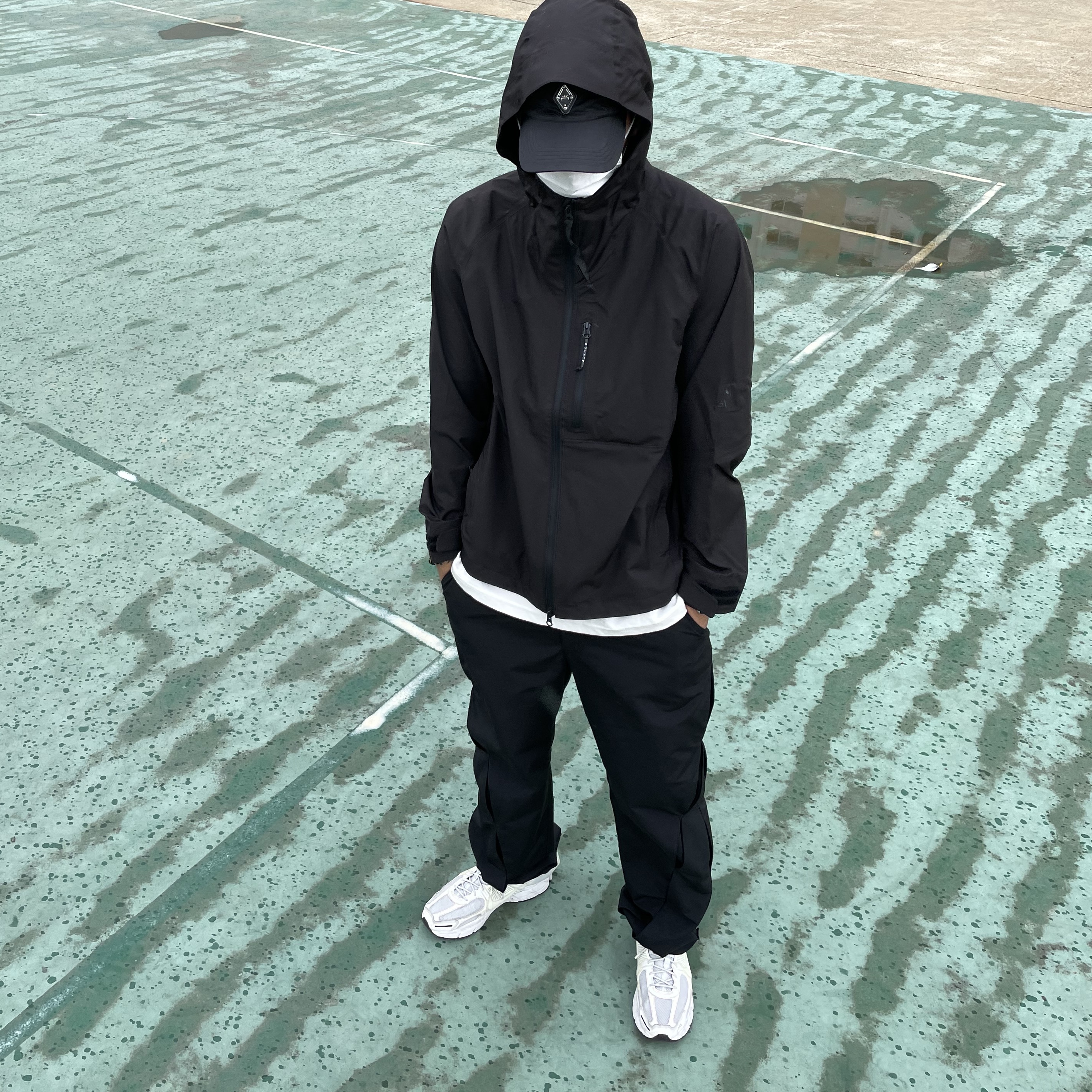 Nike x A-Cold-Wall Zoom Vomero 5 Sail 착용 스타일 - 2