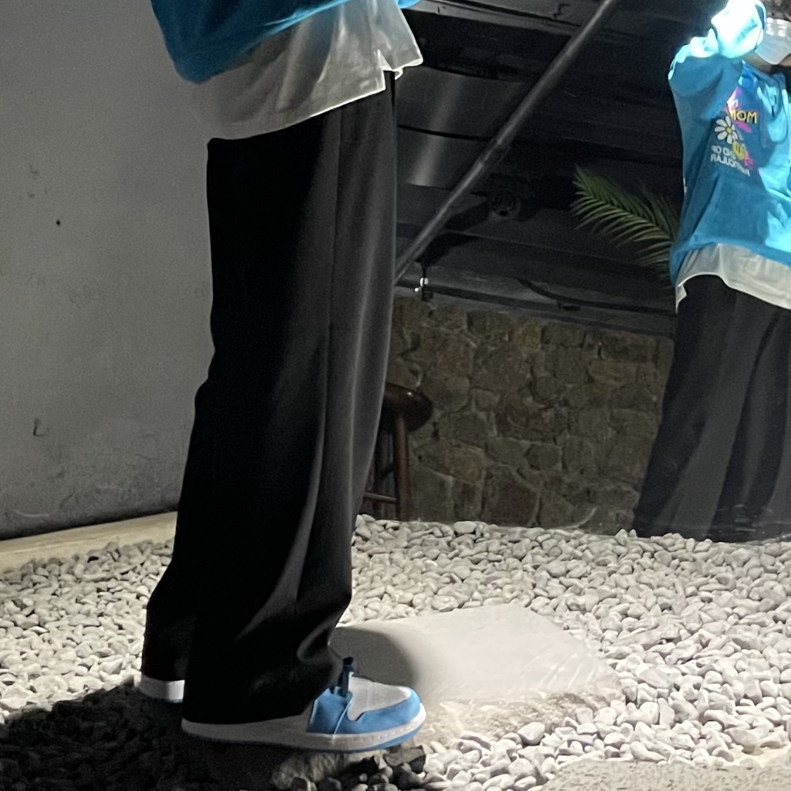 Jordan 1 Low Dark Powder Blue 착용 스타일 - 5