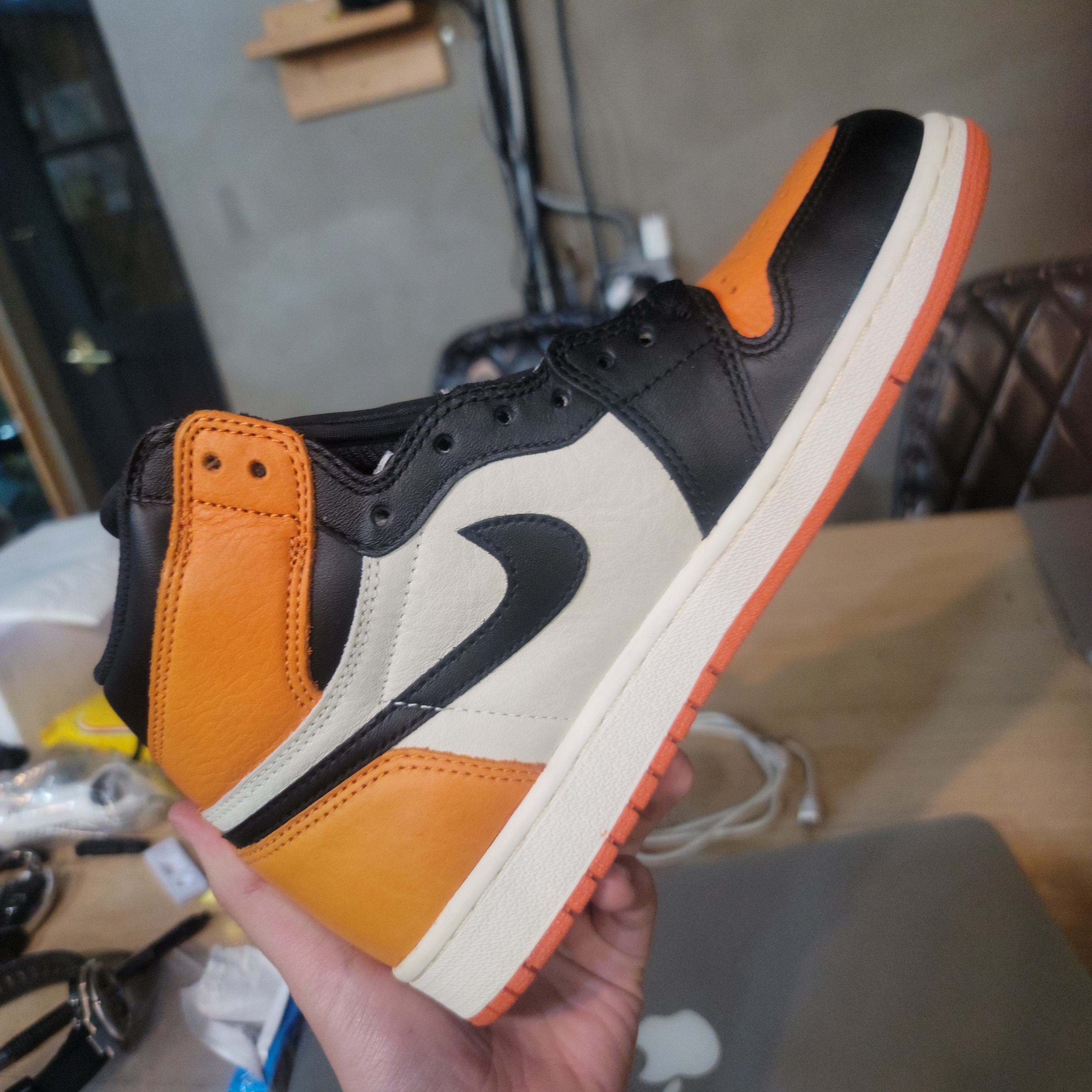 Jordan 1 Retro Shattered Backboard 착용 스타일
