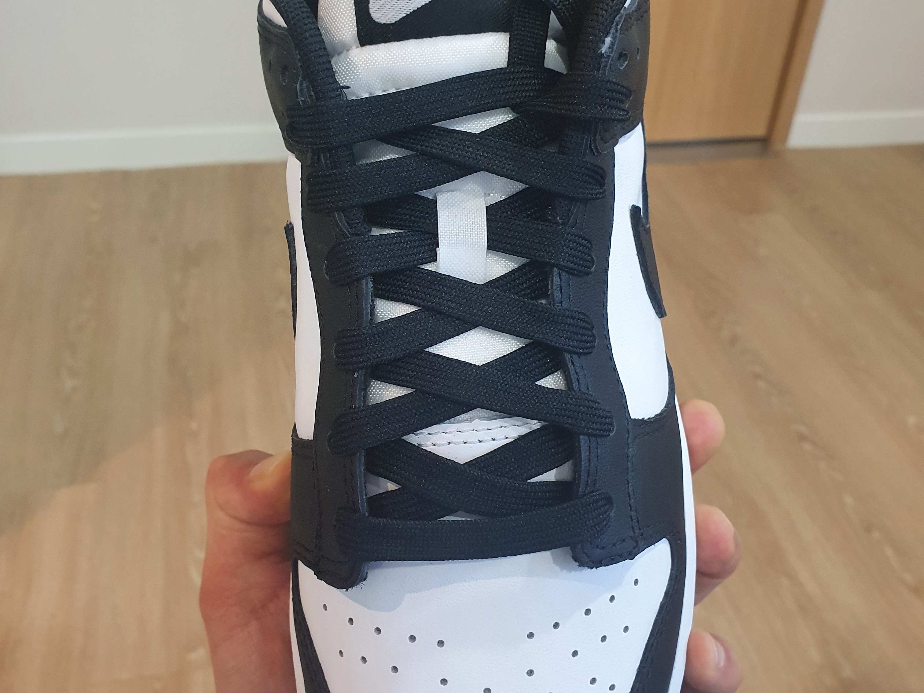 Nike Dunk Low Retro Black 착용 스타일 - 2