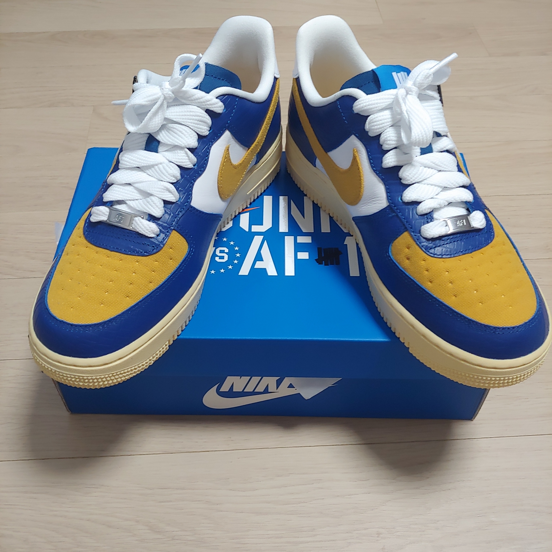 Nike x Undefeated Air Force 1 Low SP 5 On It Court Blue 착용 스타일 - 1