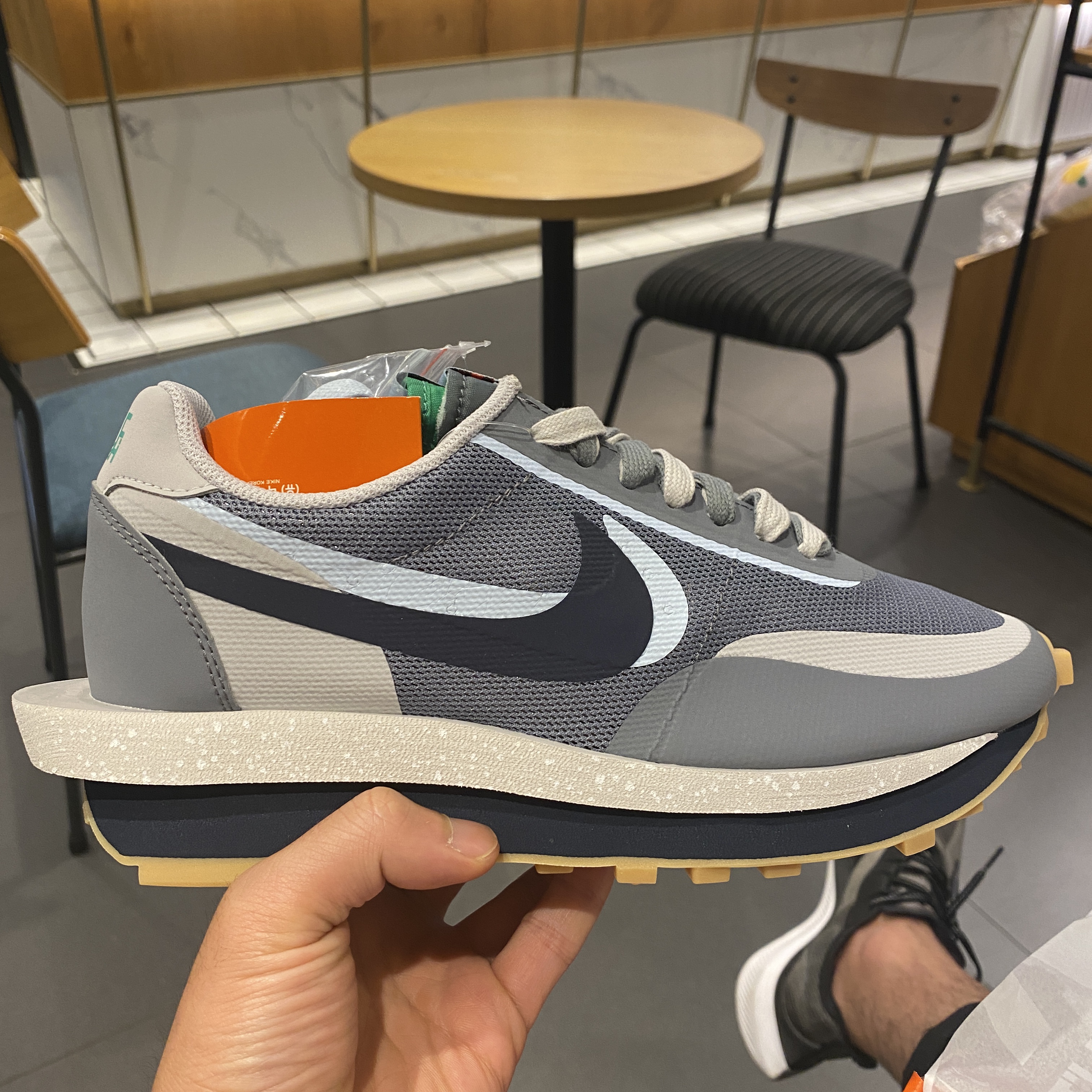 Nike x Sacai x Clot LDWaffle Cool Grey 착용 스타일