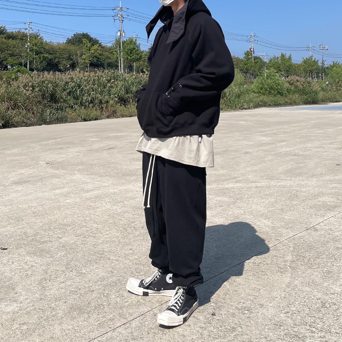 Converse x Drkshdw Turbodrk Chuck 70 Hi Black 착용 스타일 - 3