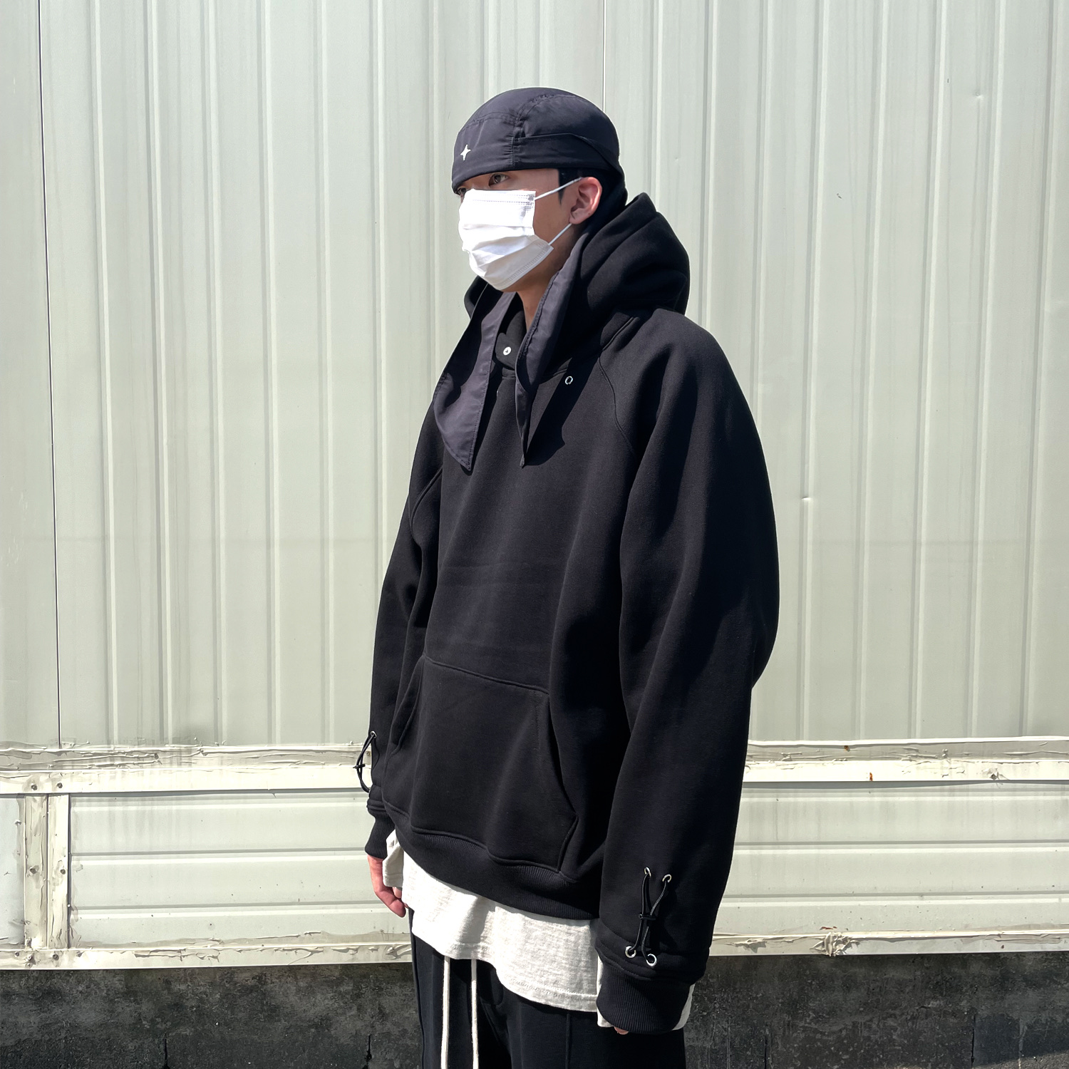 Converse x Drkshdw Turbodrk Chuck 70 Hi Black 착용 스타일 - 1
