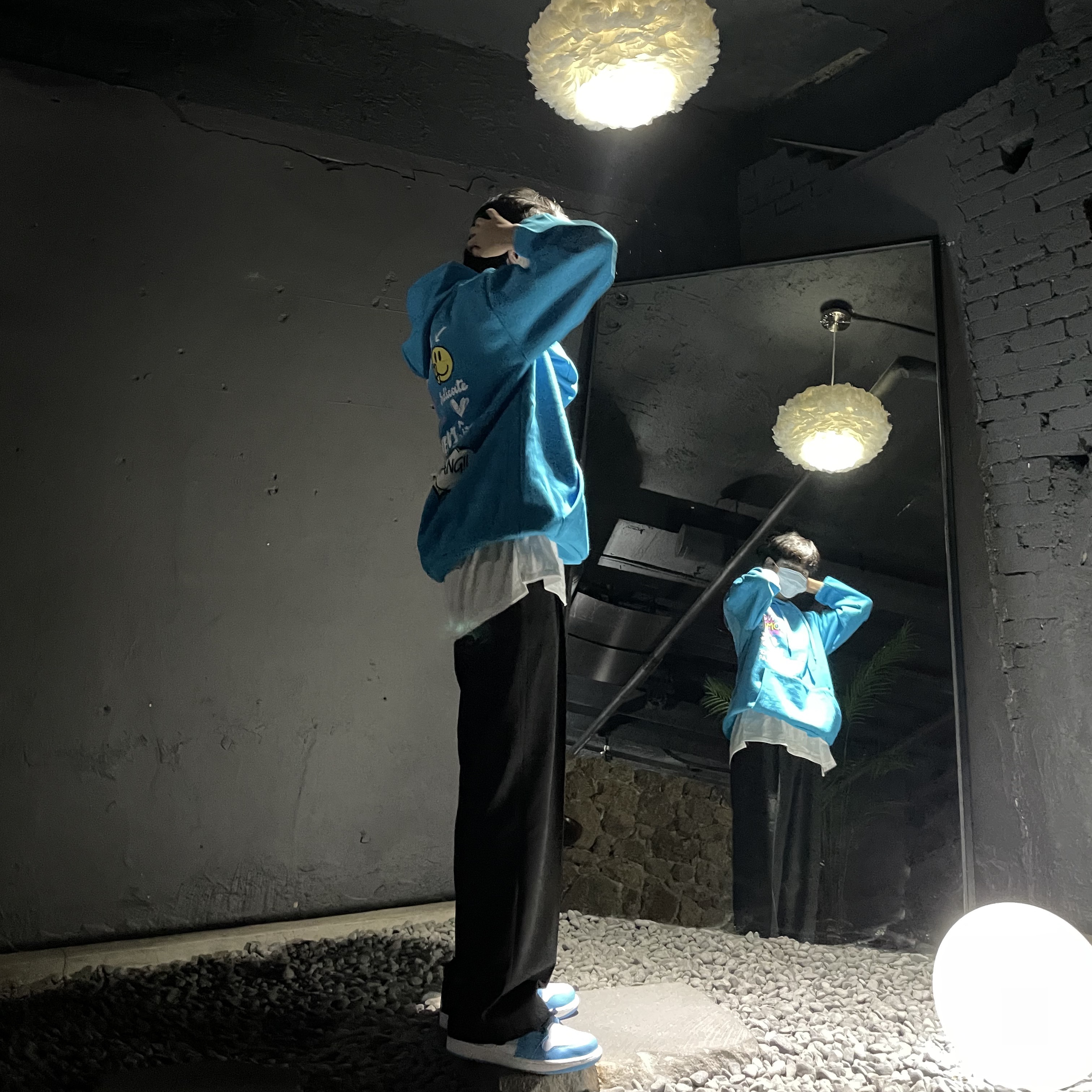 Jordan 1 Low Dark Powder Blue 착용 스타일 - 1