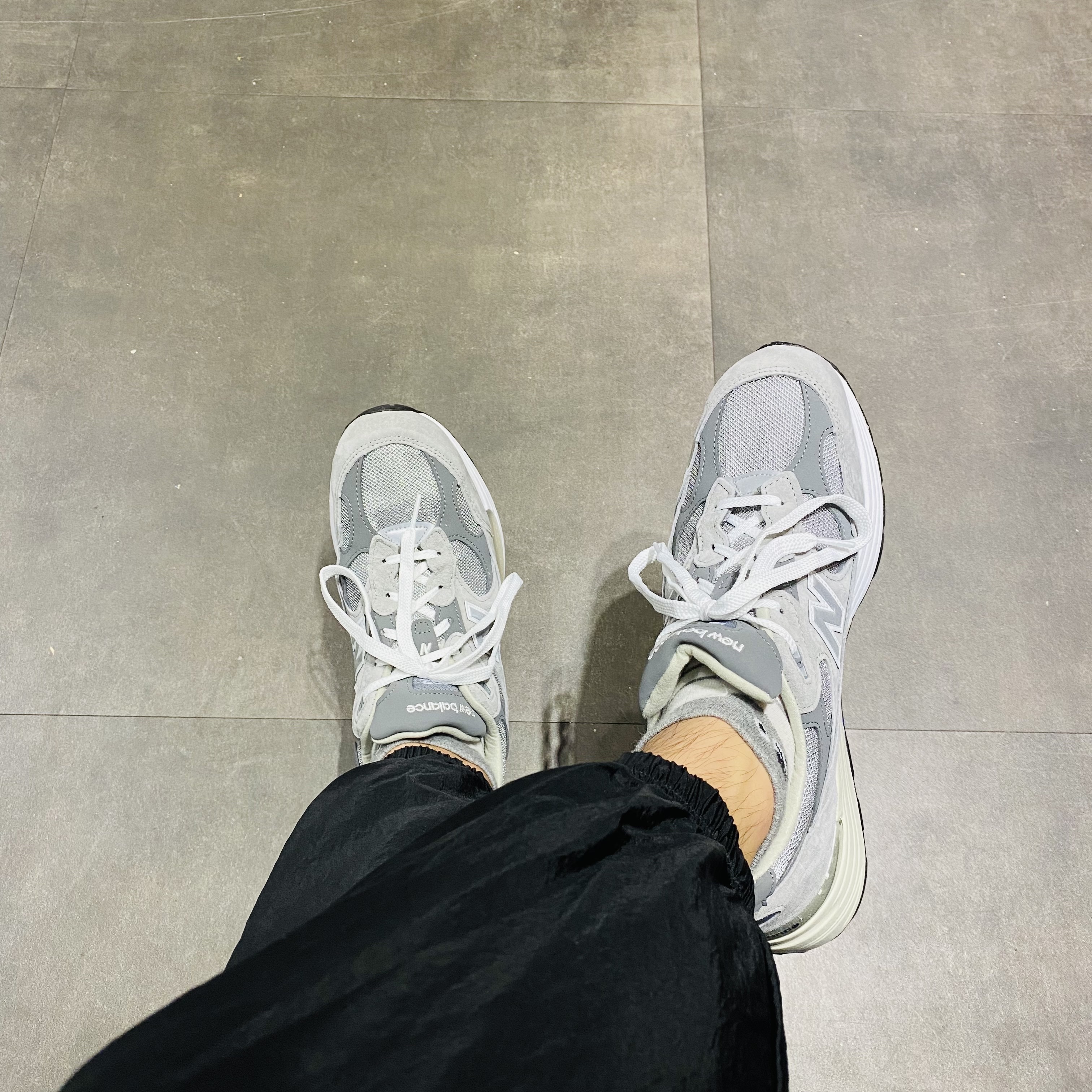 New Balance 992 Made in USA Grey - D Standard 착용 스타일