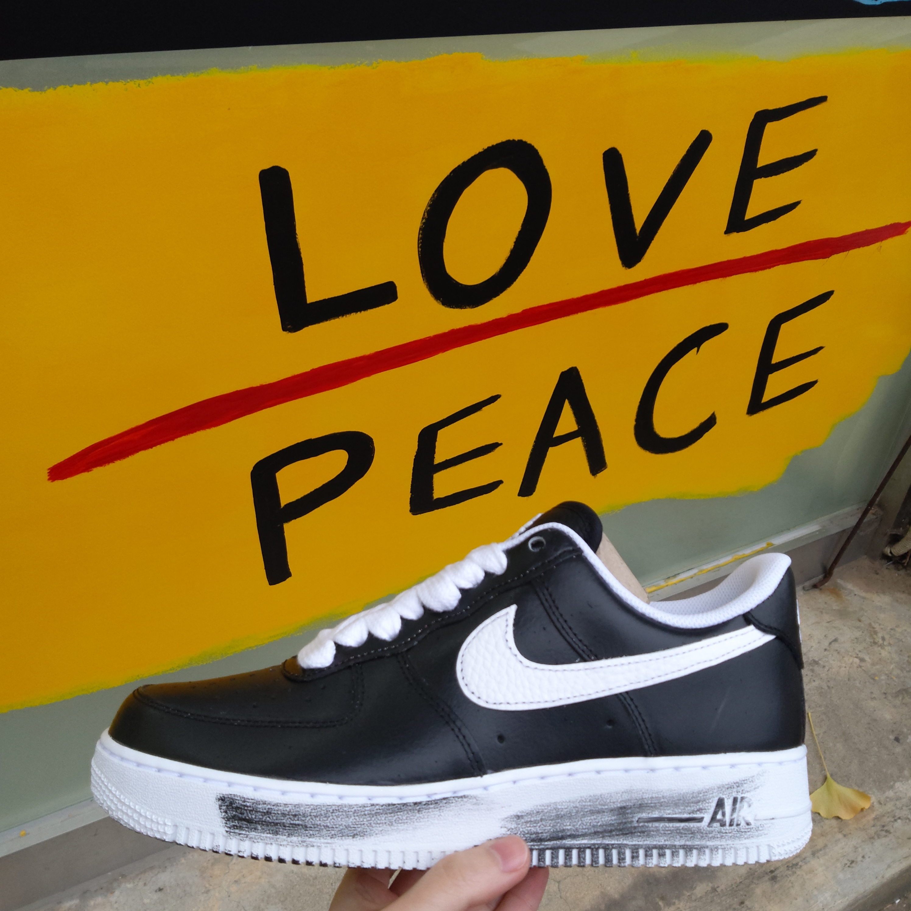 Nike x Peaceminusone Air Force 1 Low Para-Noise 착용 스타일 - 1
