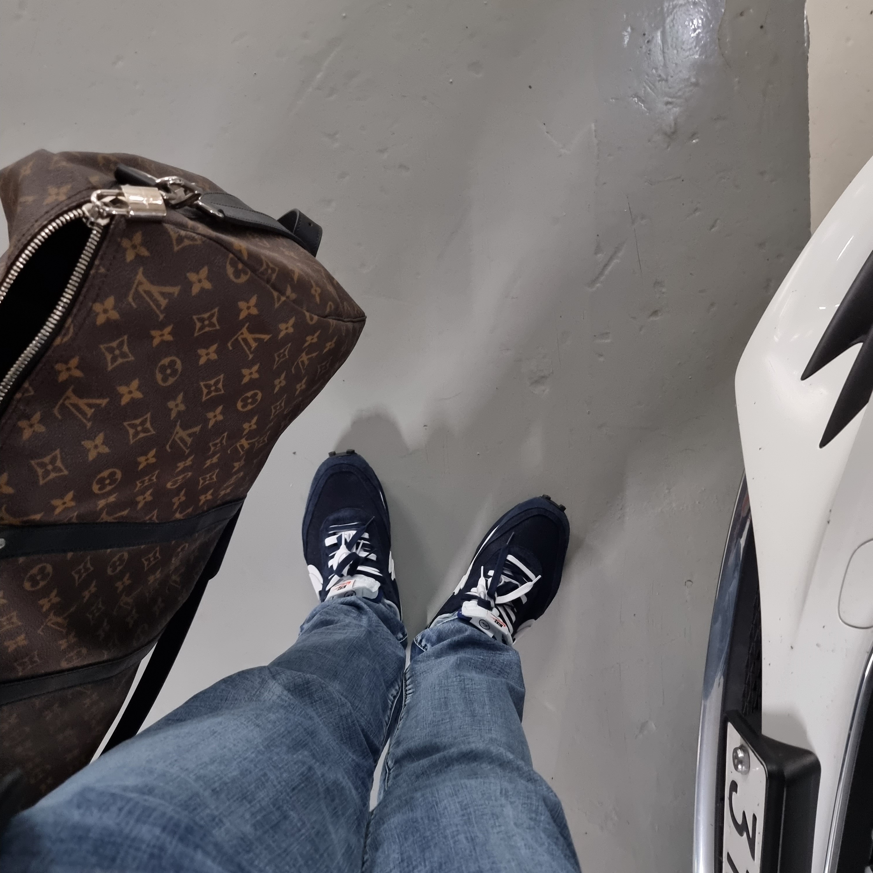 Nike x Sacai x Fragment LDWaffle Blackened Blue 착용 스타일 - 2