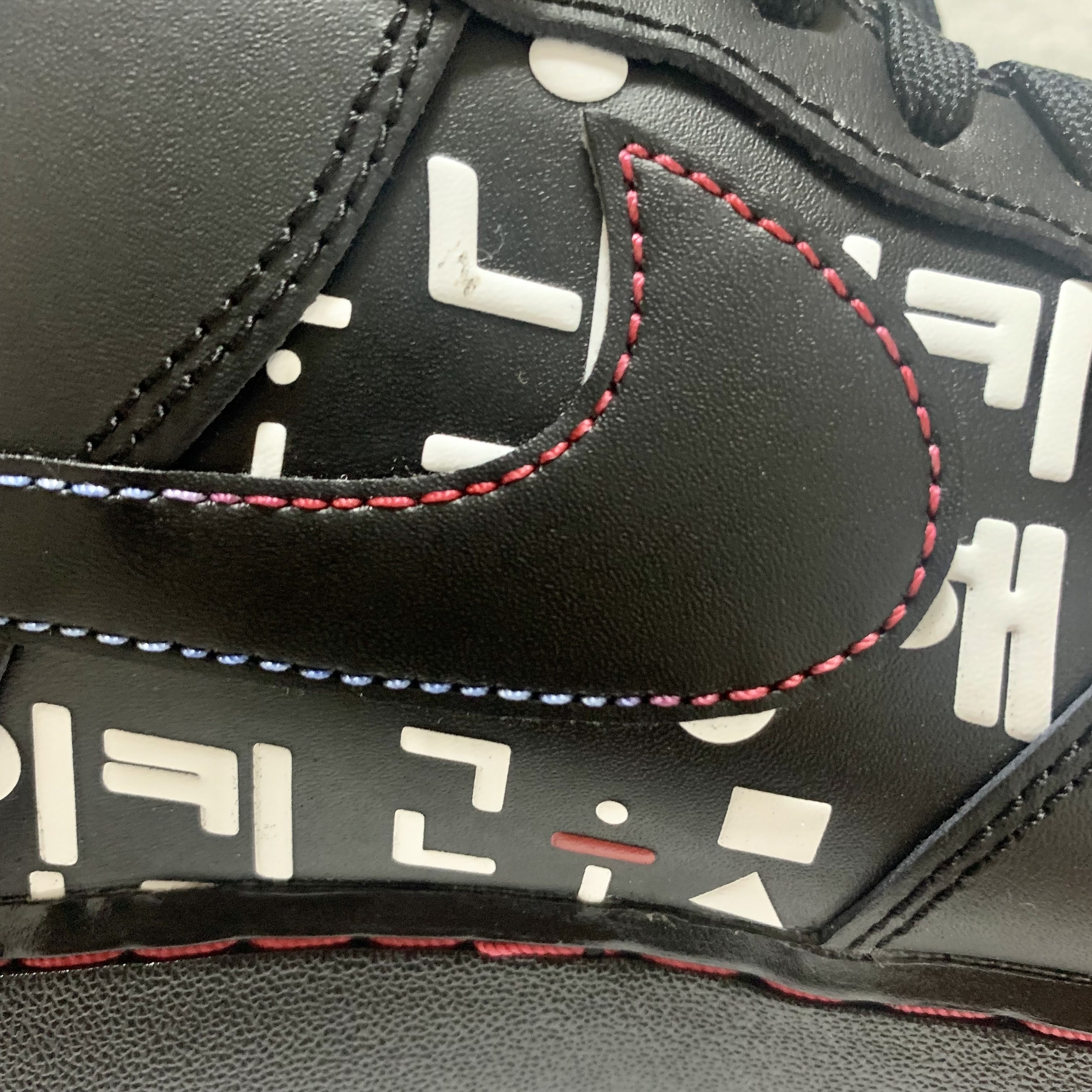 Nike Air Force 1 '07 LV8 Hangul Day 착용 스타일 - 2
